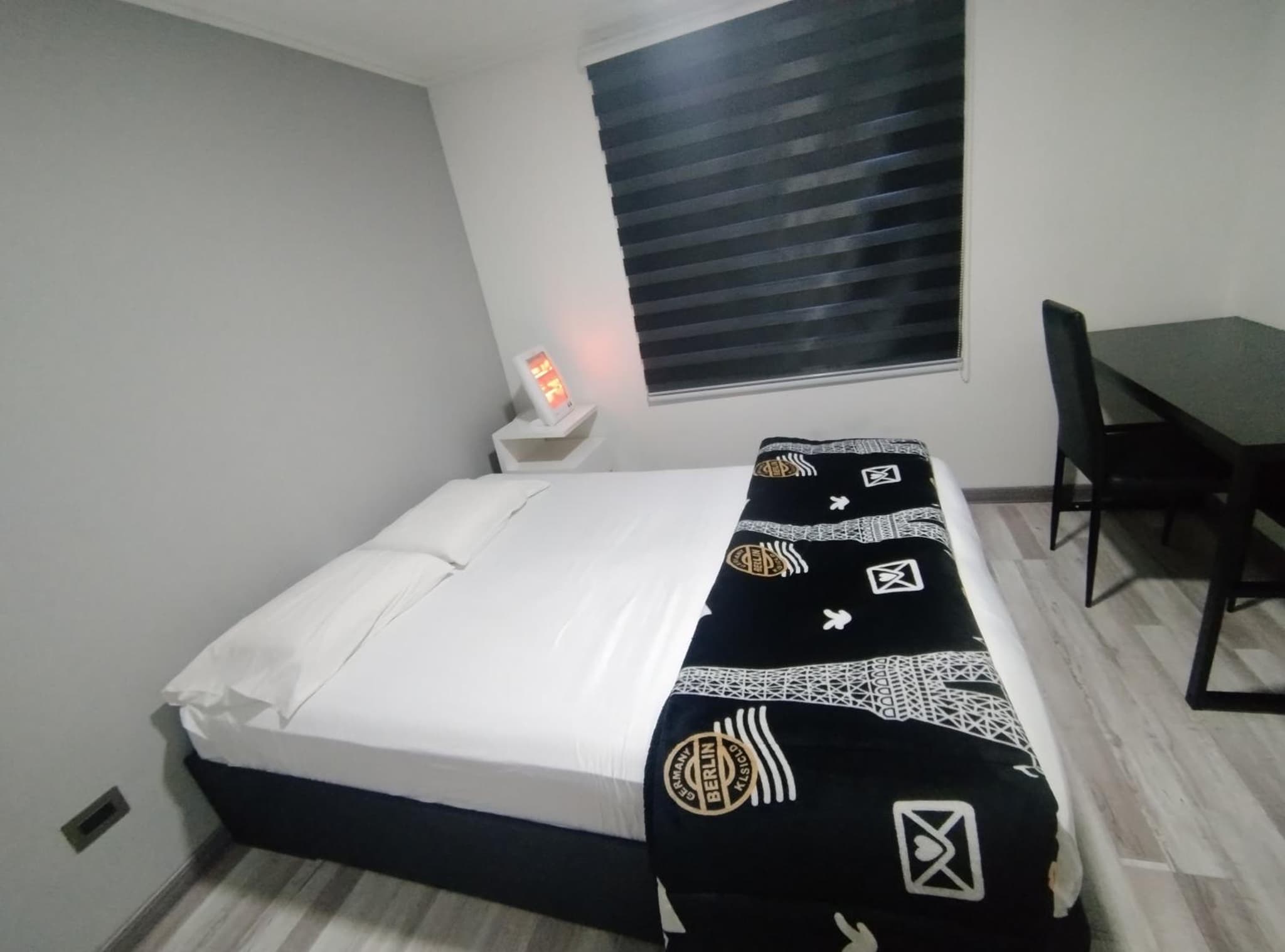 casa entera con estacionamiento photo 5