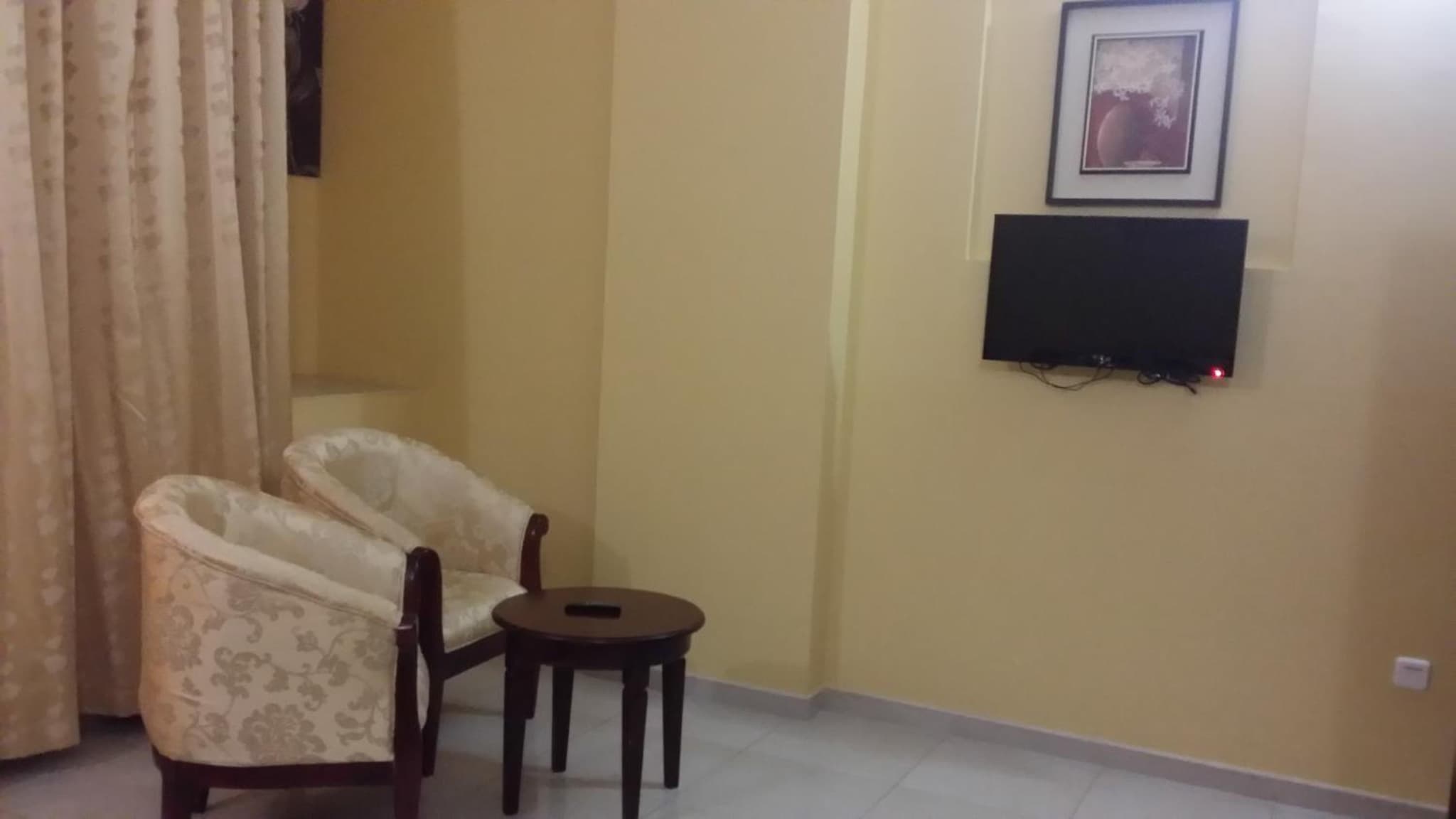 Aryana Hotel photo 5