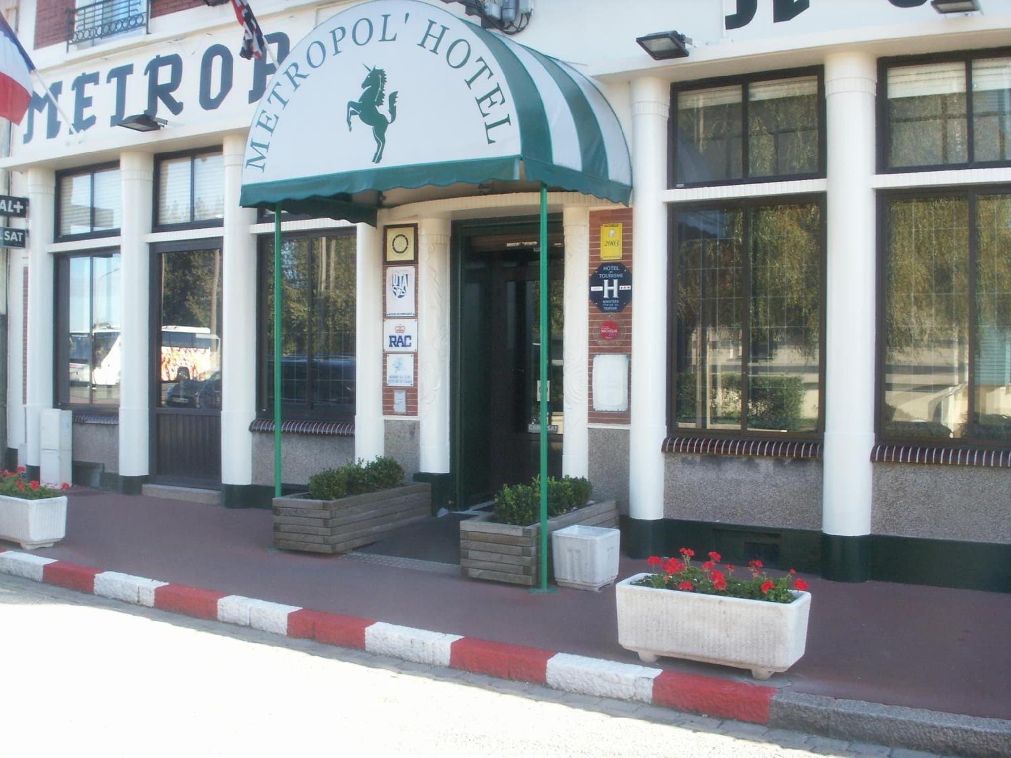 Metropol Hotel