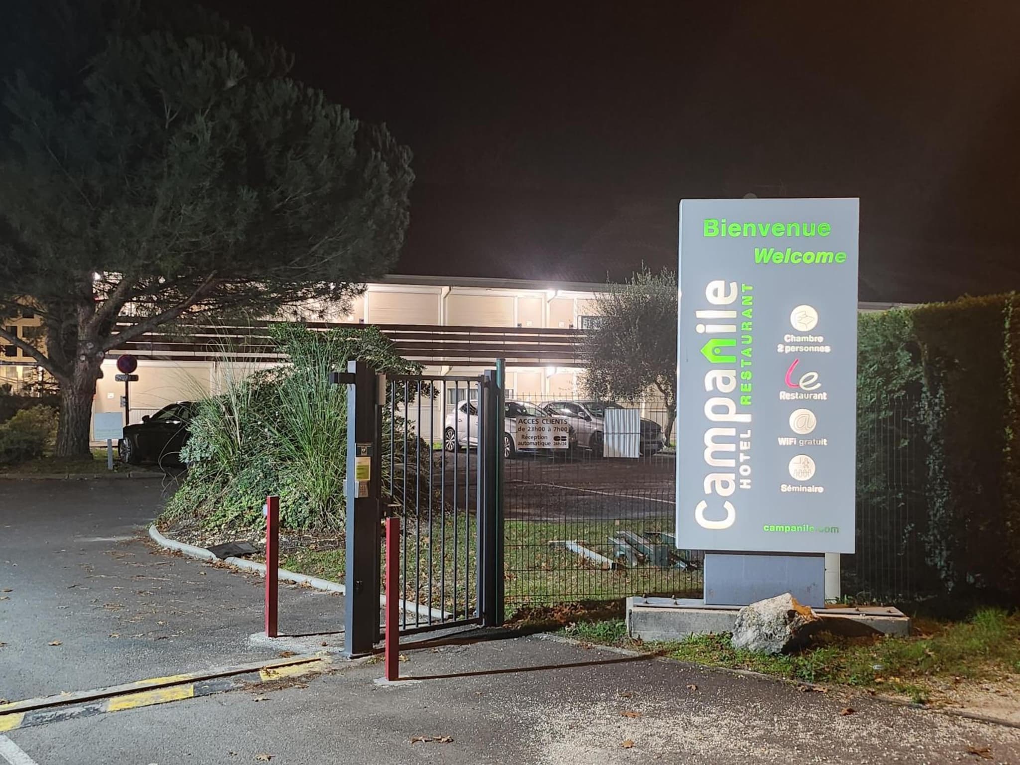 Campanile NATURE - Bordeaux Sud Pessac photo 5