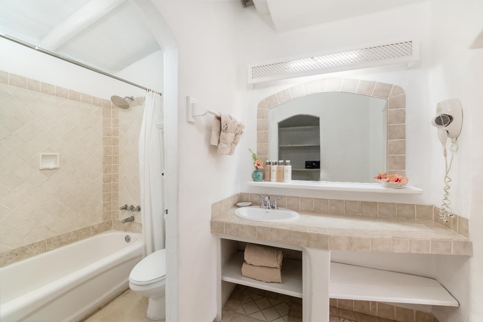 Merlin Bay Beach Villas photo 7
