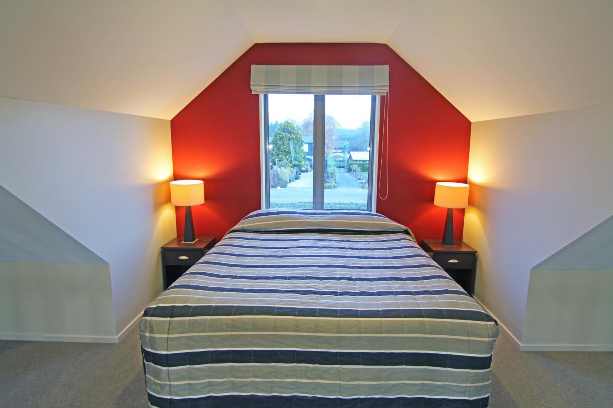 Hanmer Apartments photo 2
