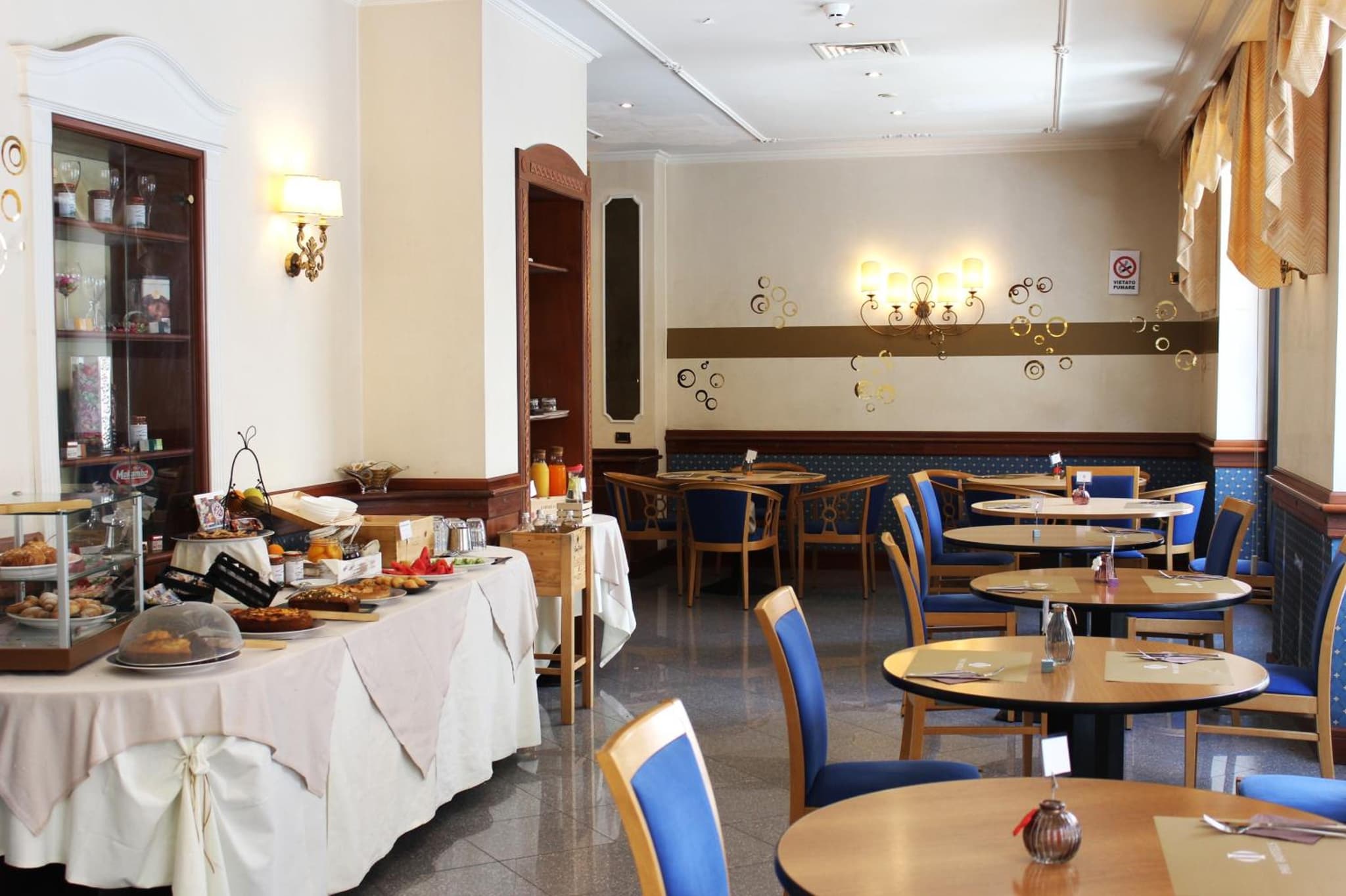 Phi Hotel Ambra photo 2