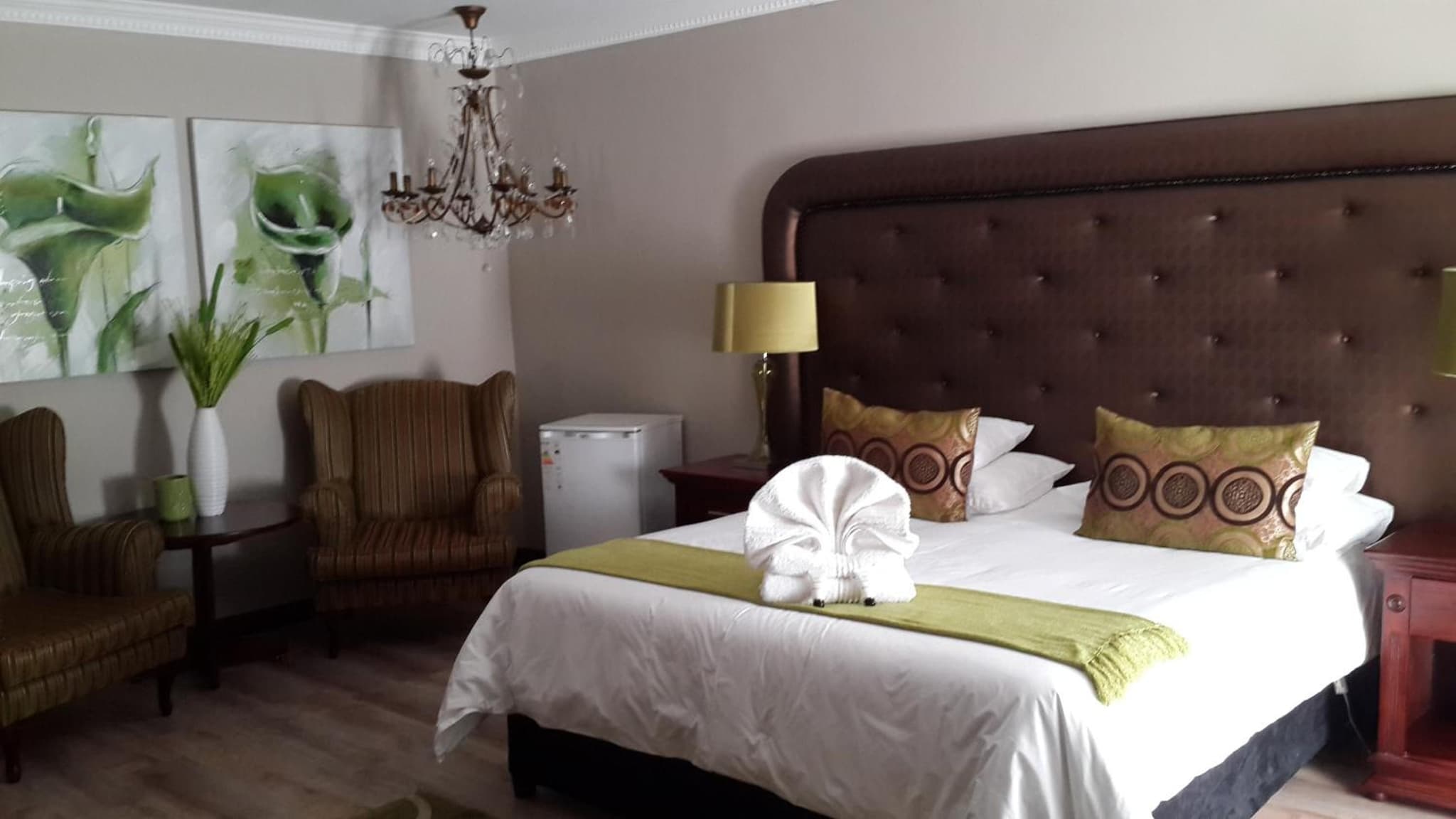 Eagle Rock Executive Guest House photo 2