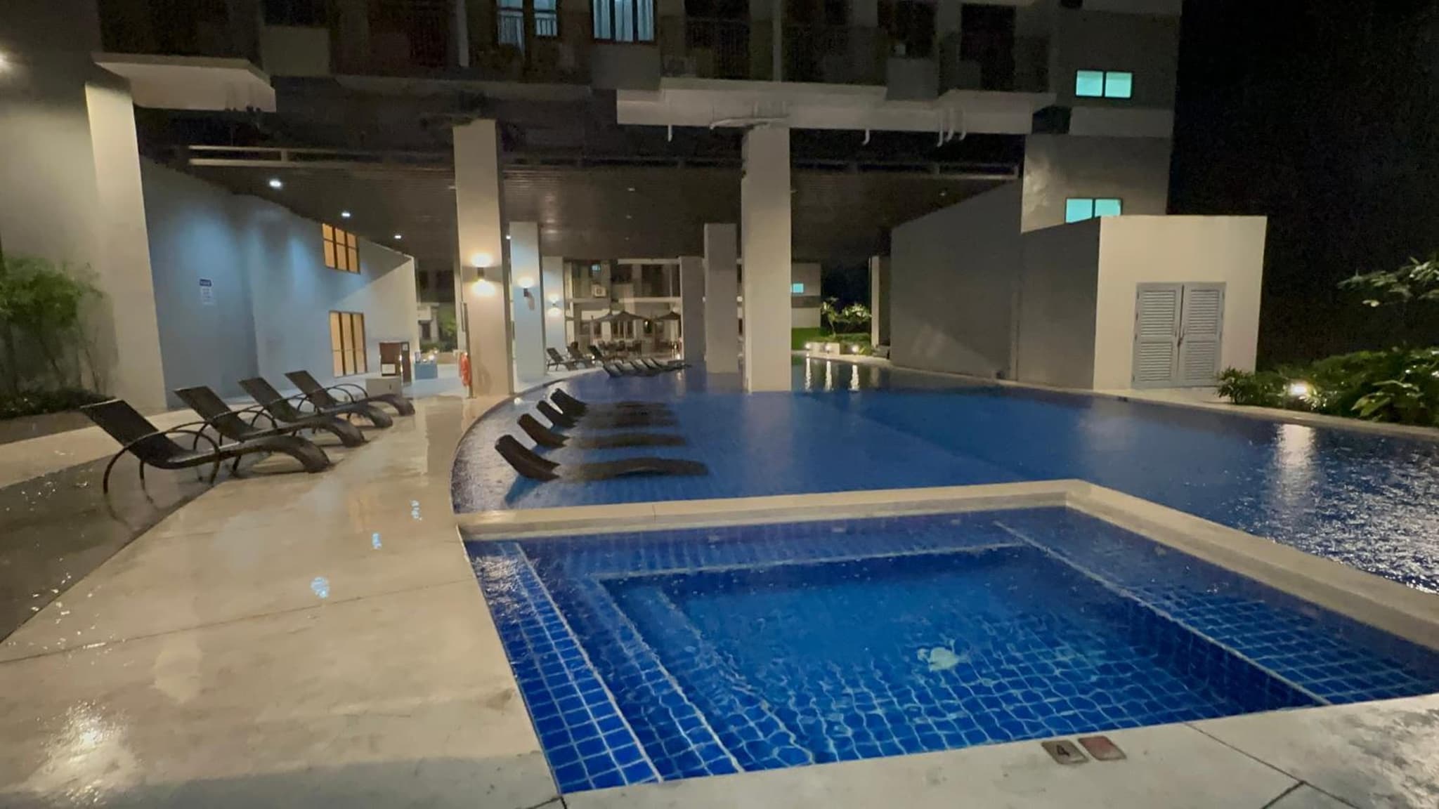 S Residences Luxury Unit photo 4