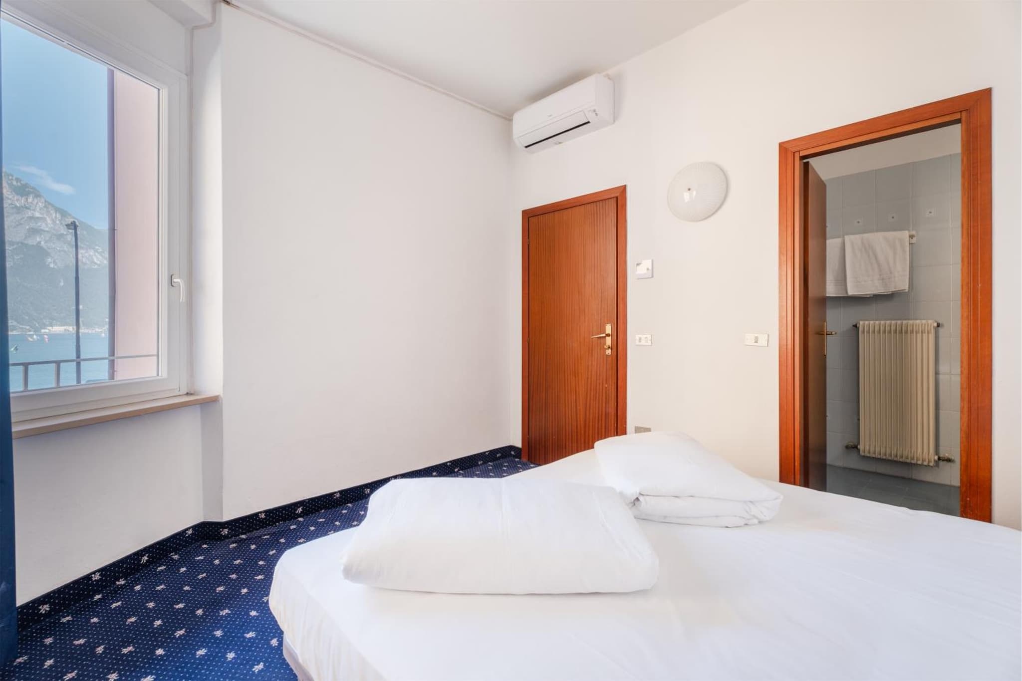 Lake Hotel Ifigenia photo 4