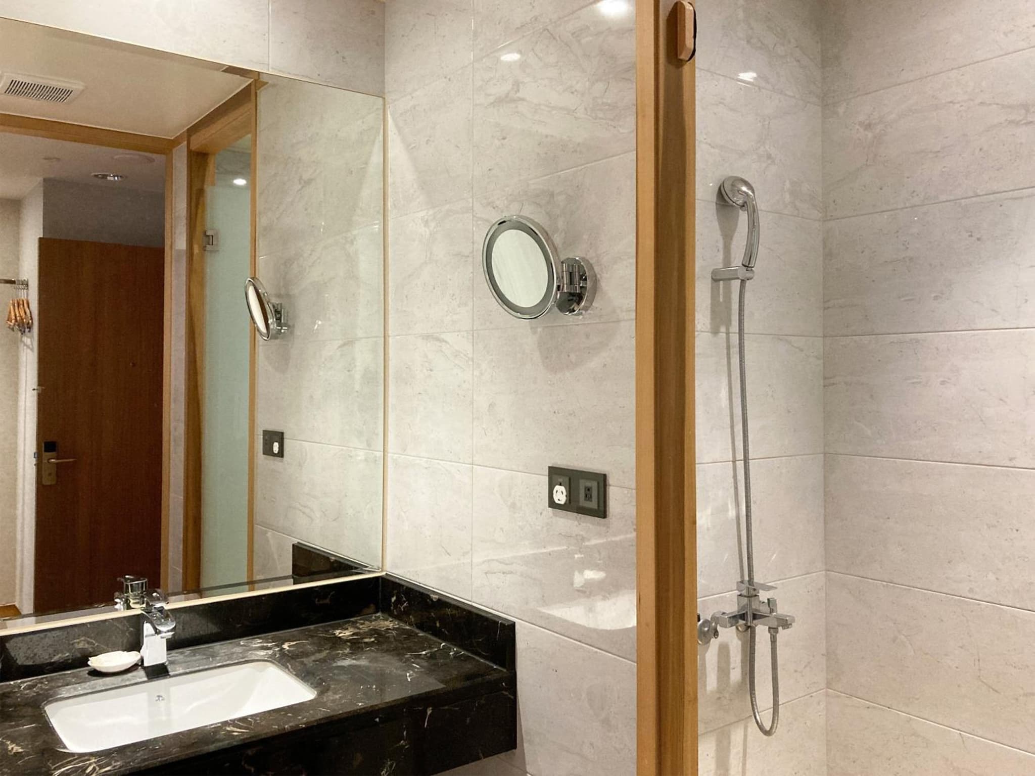 CHECK inn Select Tainan Yongkang photo 7