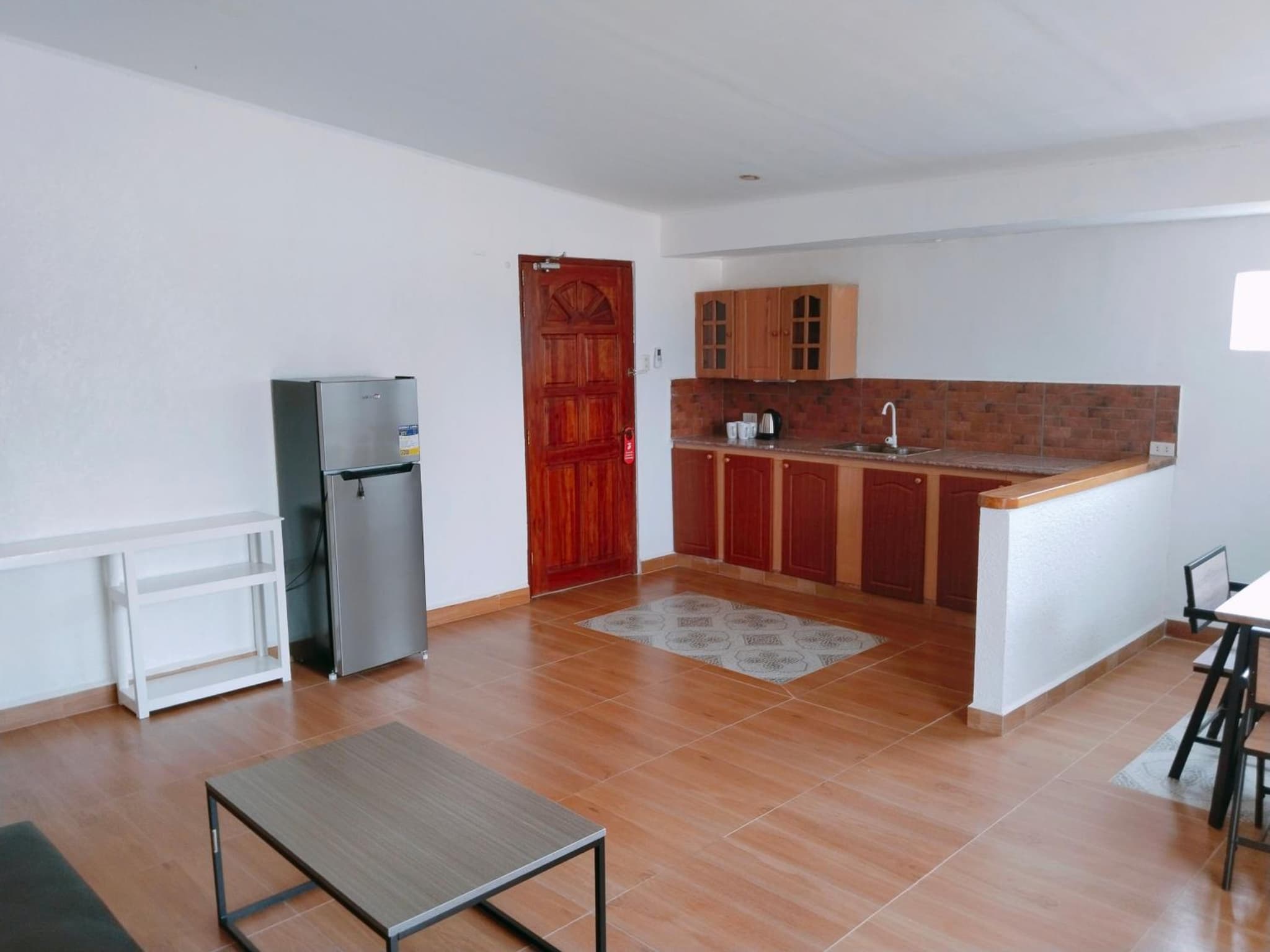 Alona Garden Suites photo 9