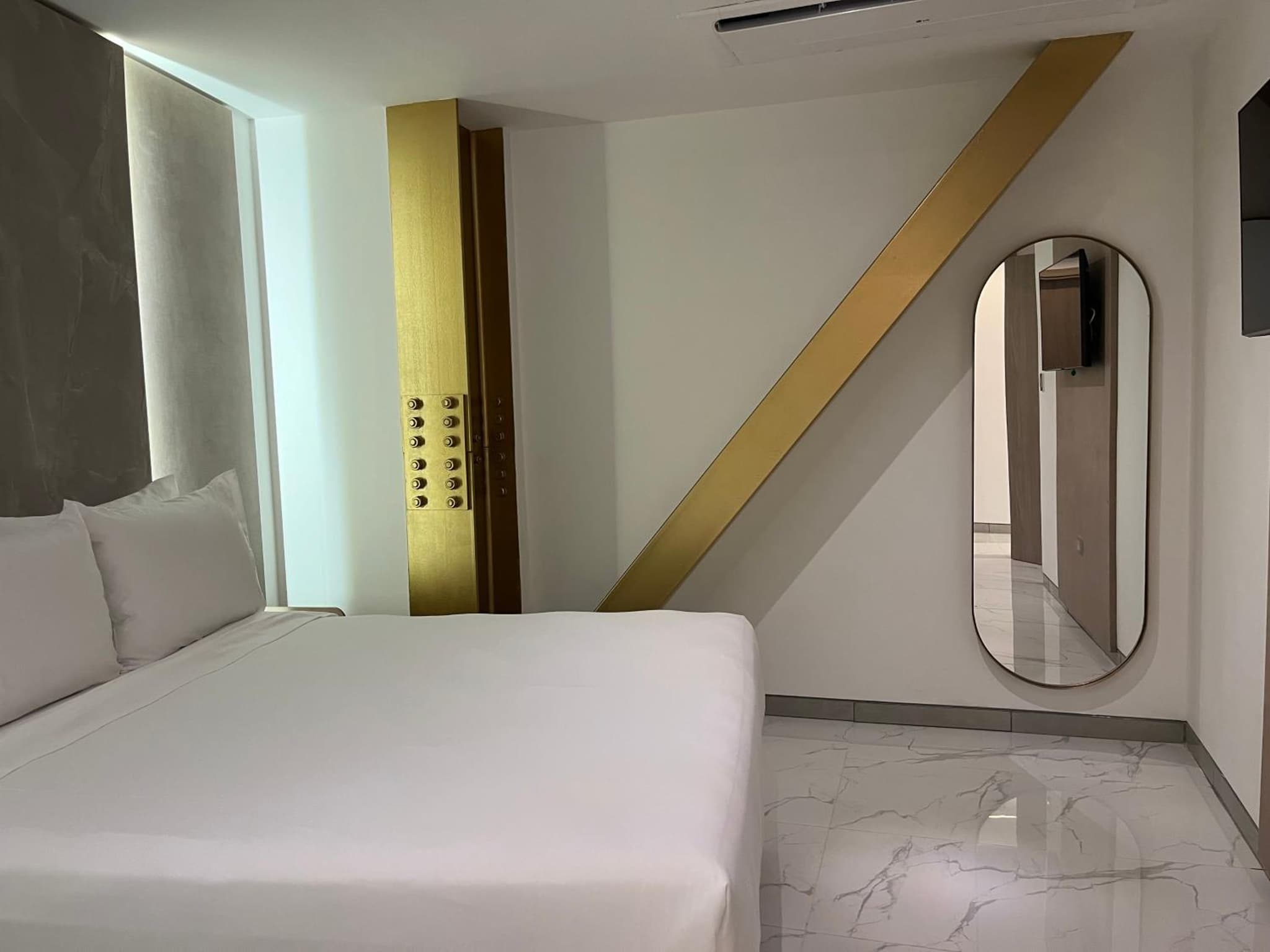 Delamar Hotel photo 7