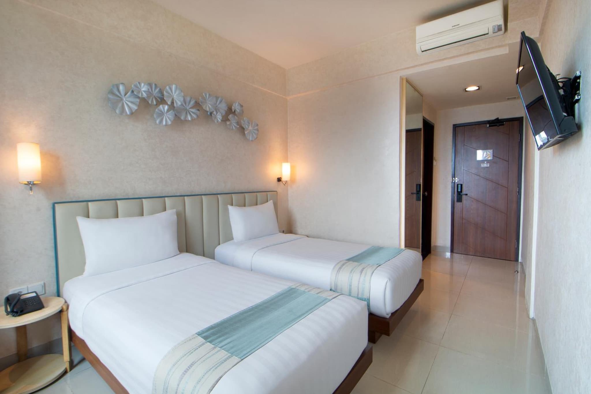 Solaris Hotel Malang photo 3