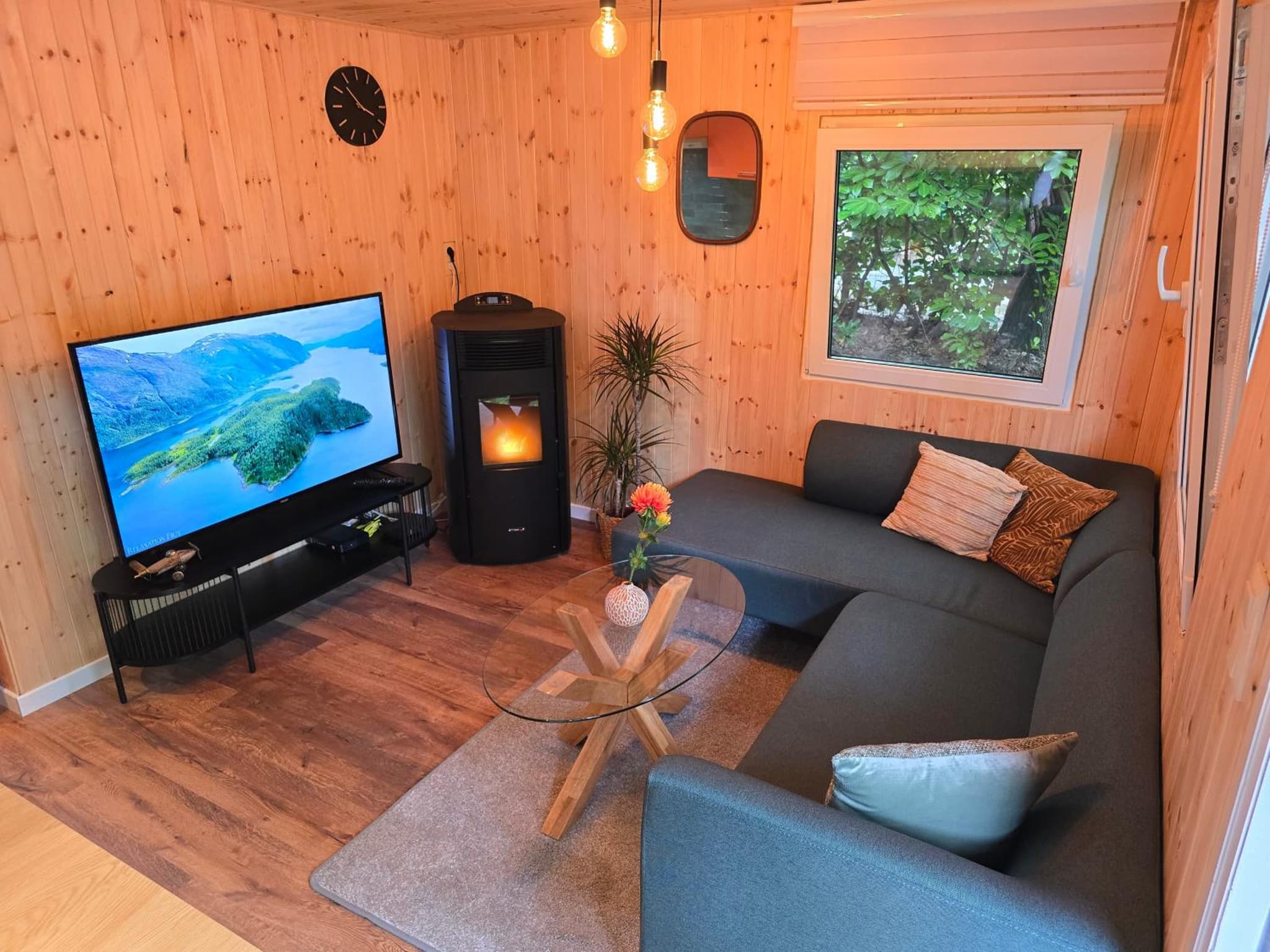 Tiny Lodge met prive Jacuzzi photo 6