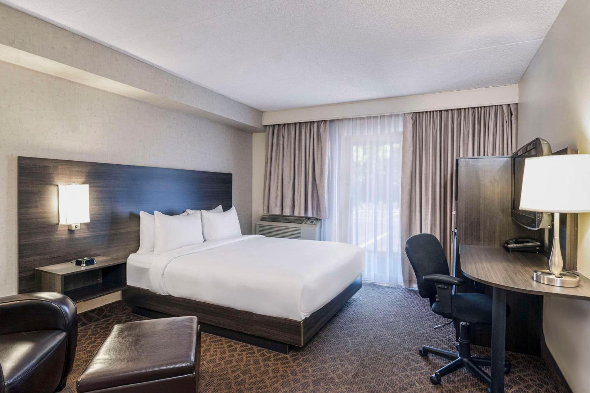 Quality Inn & Conference Centre Kingston Central photo 4