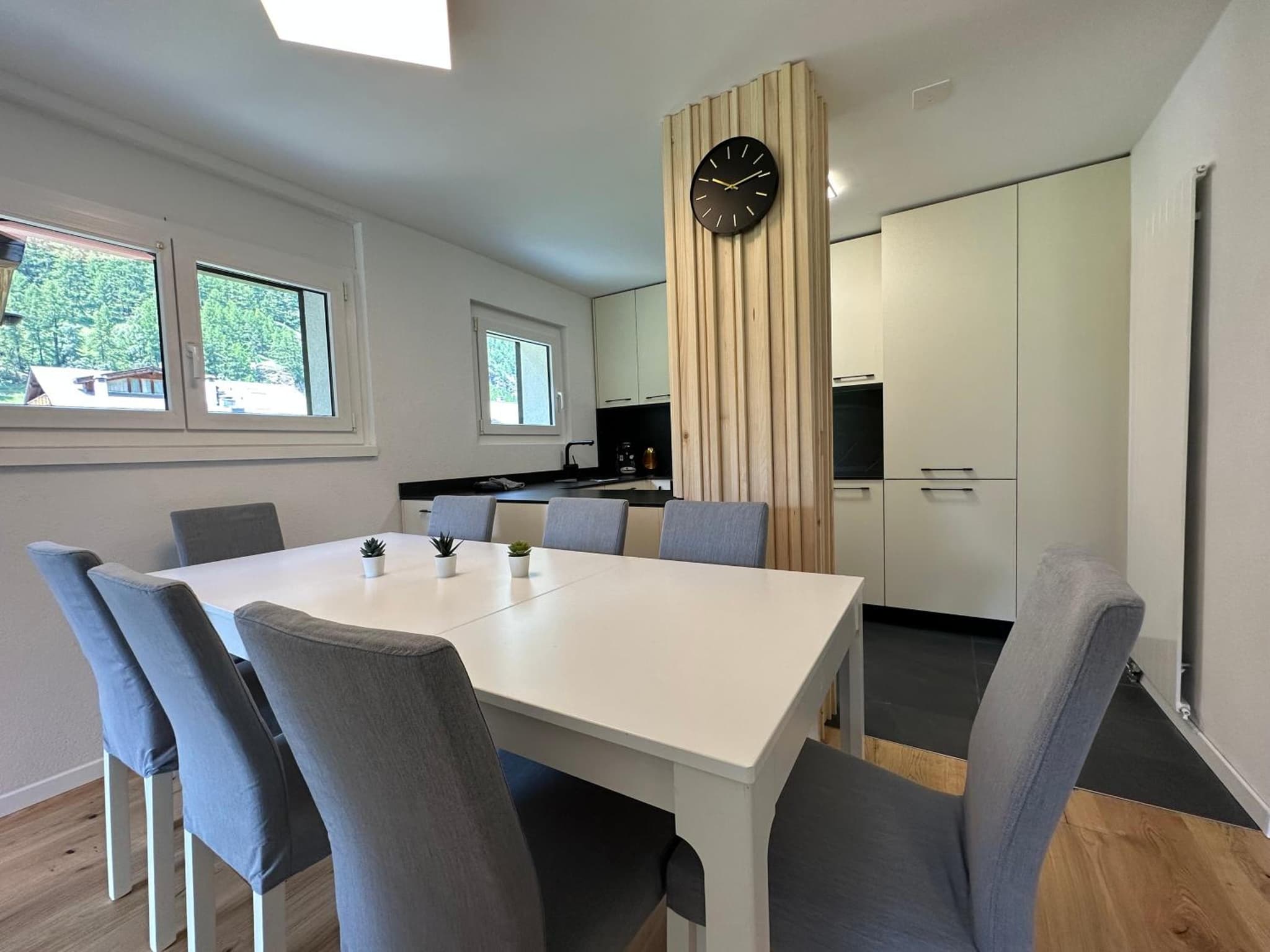 Mountain Majesty Apartment with Stunning Views photo 3