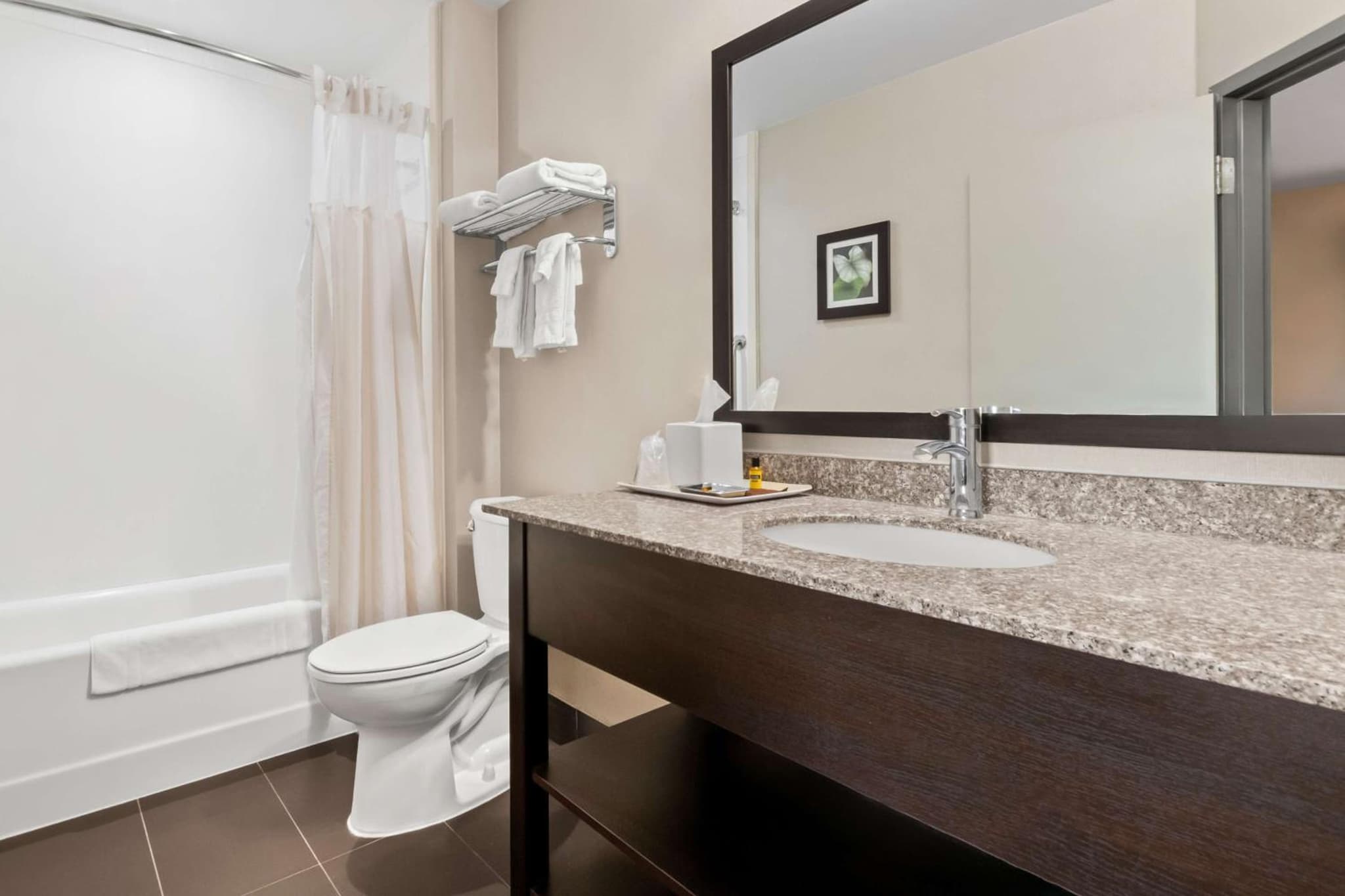 Best Western Plus Fergus Hotel photo 4