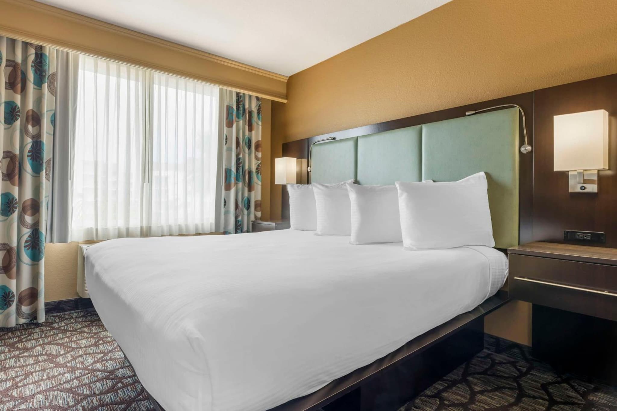 Best Western Plus Oceanside Palms photo 5