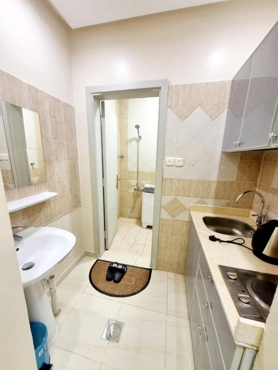 عنبر للوحدات السكنية للشقق المخدومة photo 9