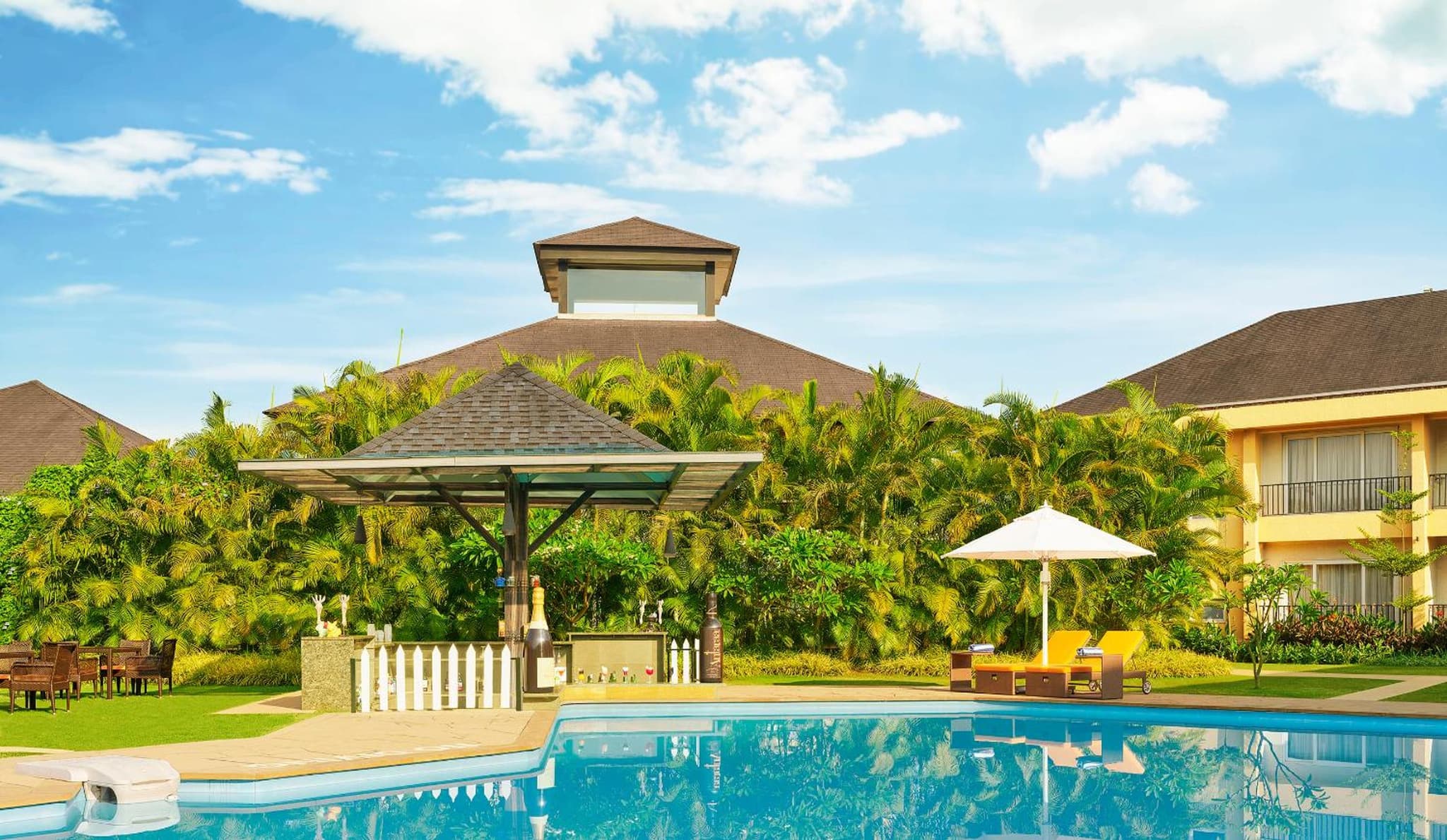 Tropical Retreat By Zuper photo 5