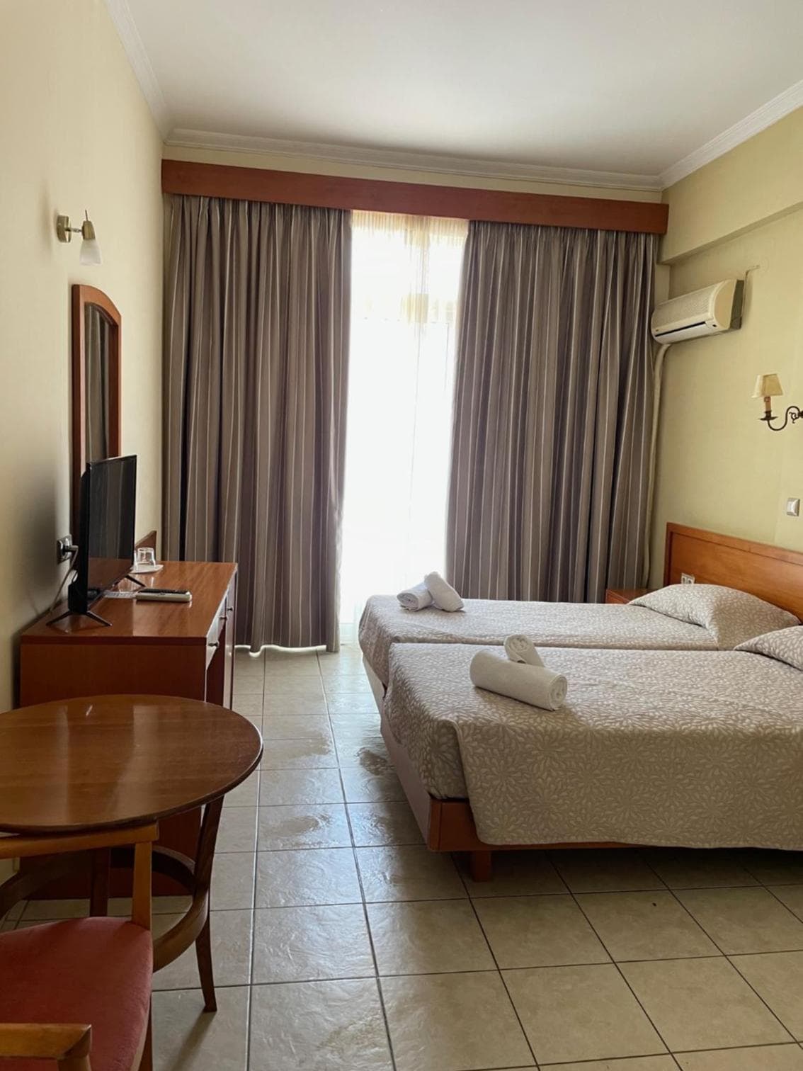 Neda Hotel photo 4