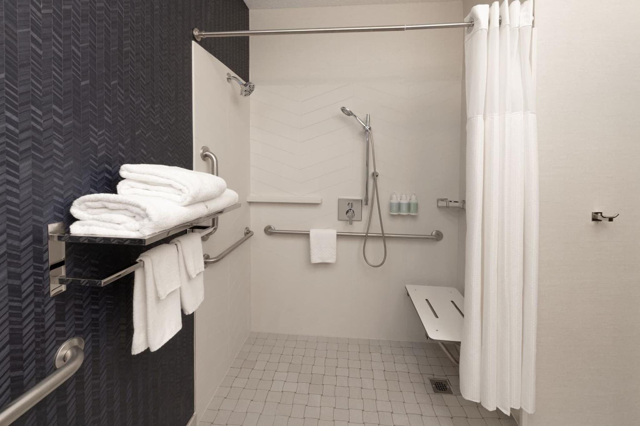 Fairfield Inn & Suites by Marriott Frankenmuth photo 5