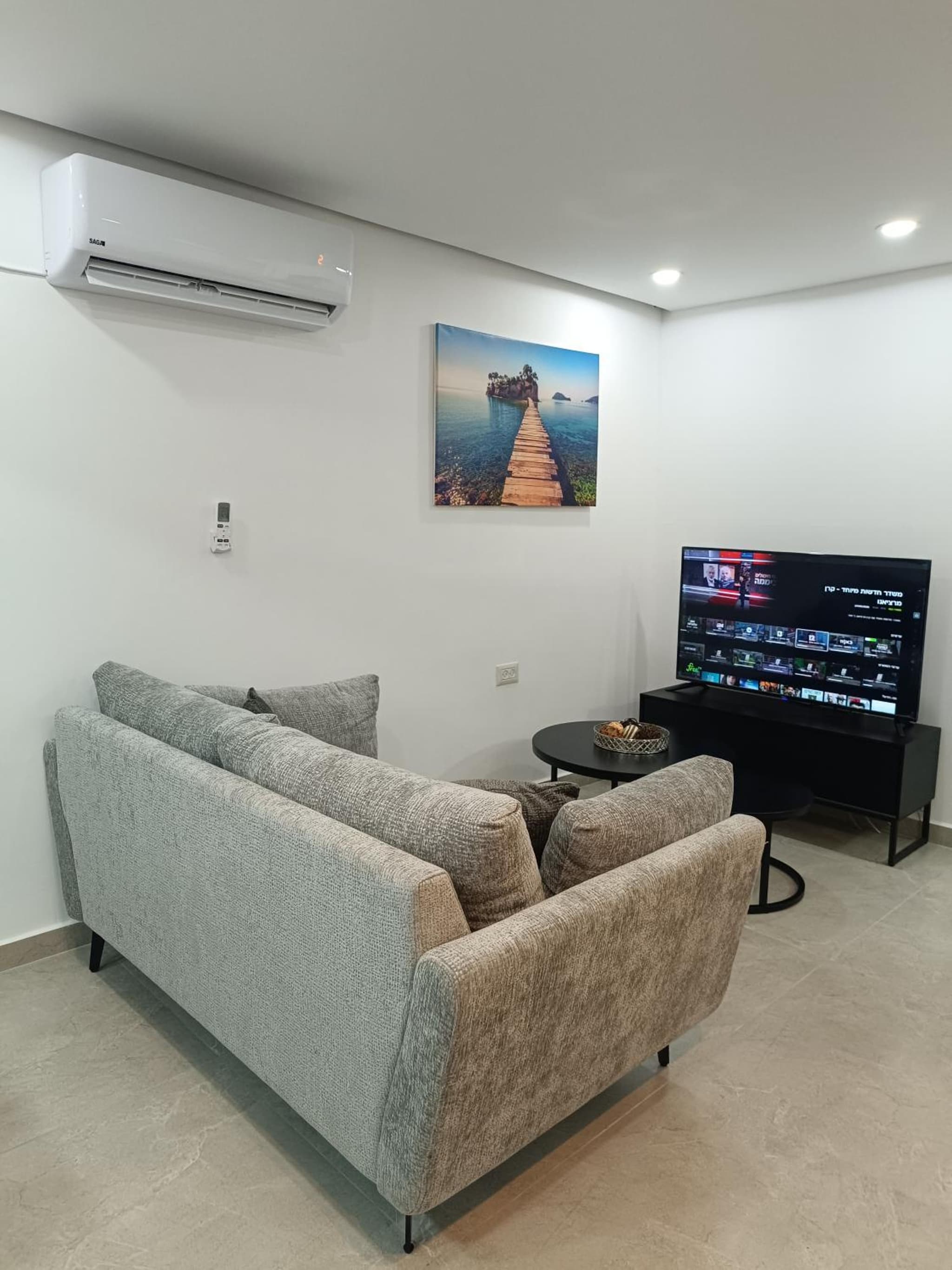 marom apartment photo 5