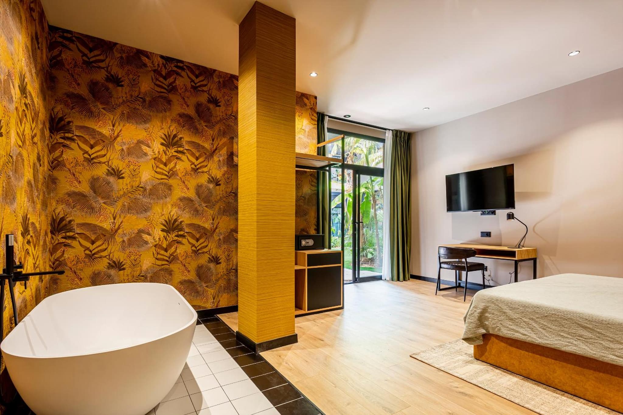 hotel room