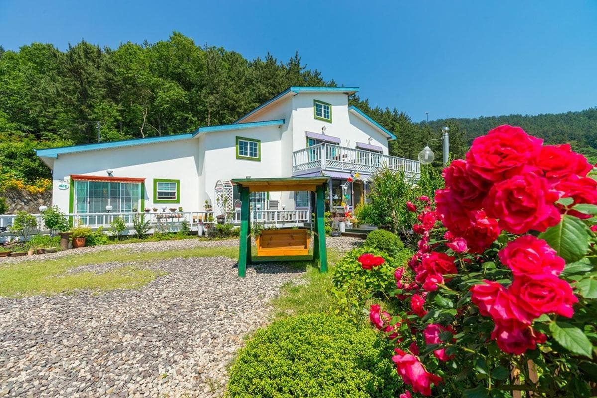 Goseong Hatsal Gadeuk Pension photo 6