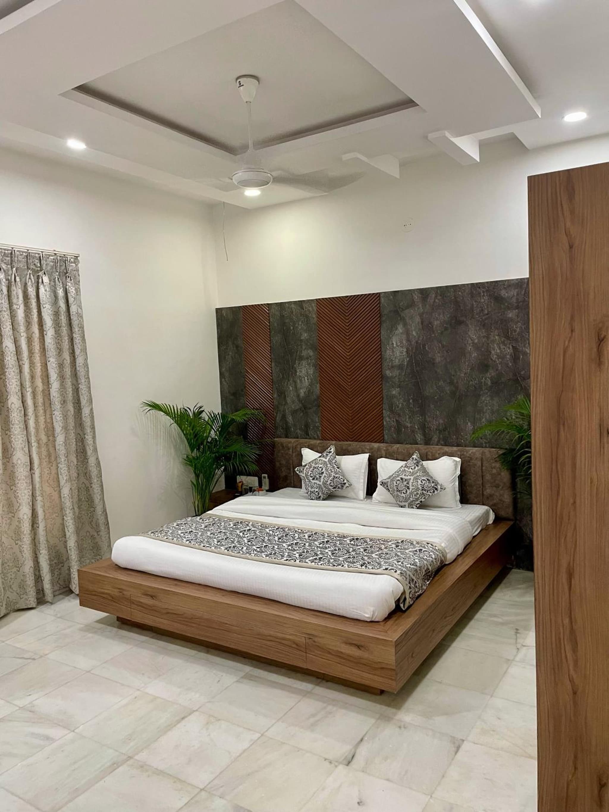 Karni Nivvas - Luxury Redefined photo 2