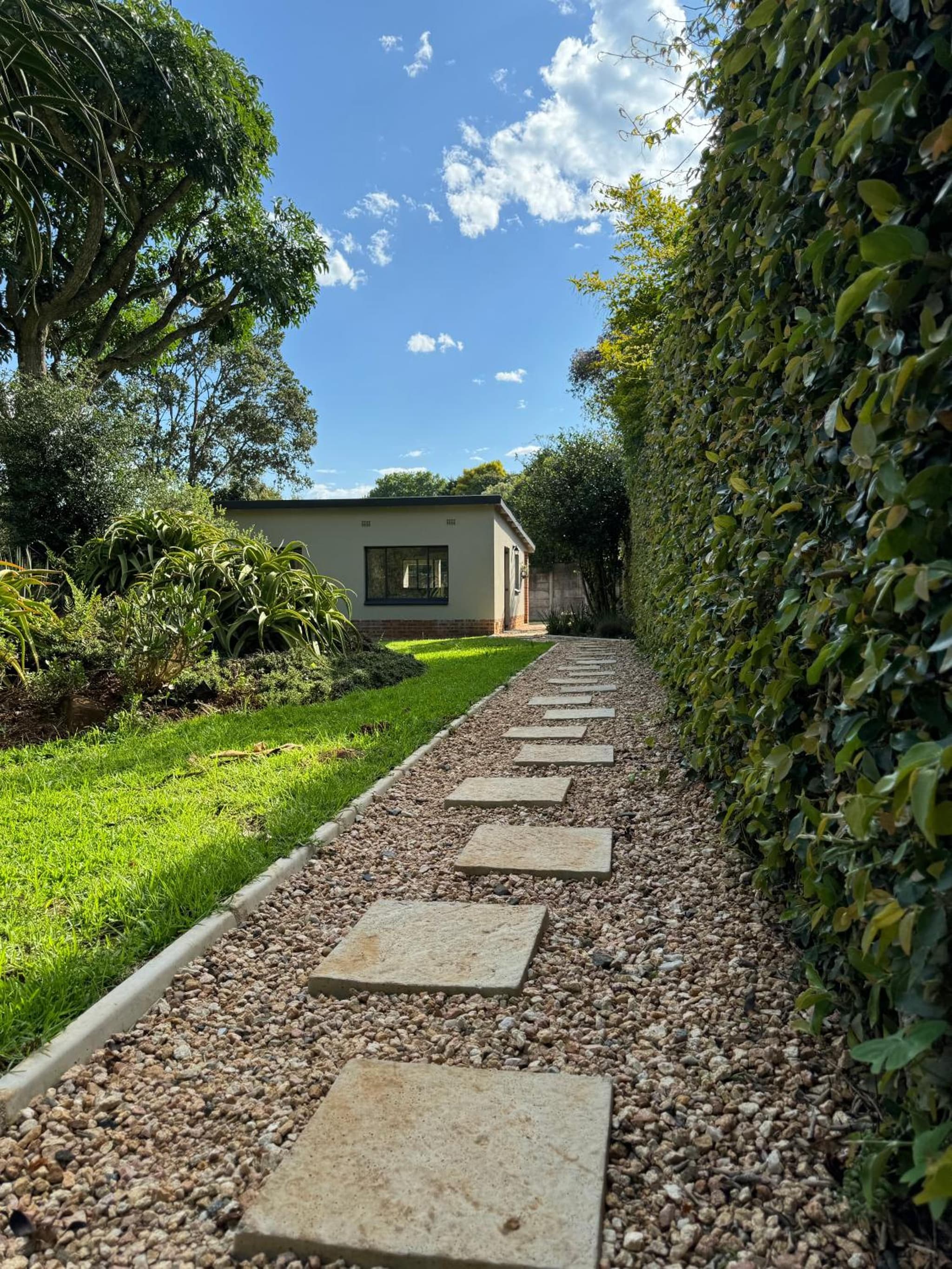 The Aloe Garden Cottage photo 3