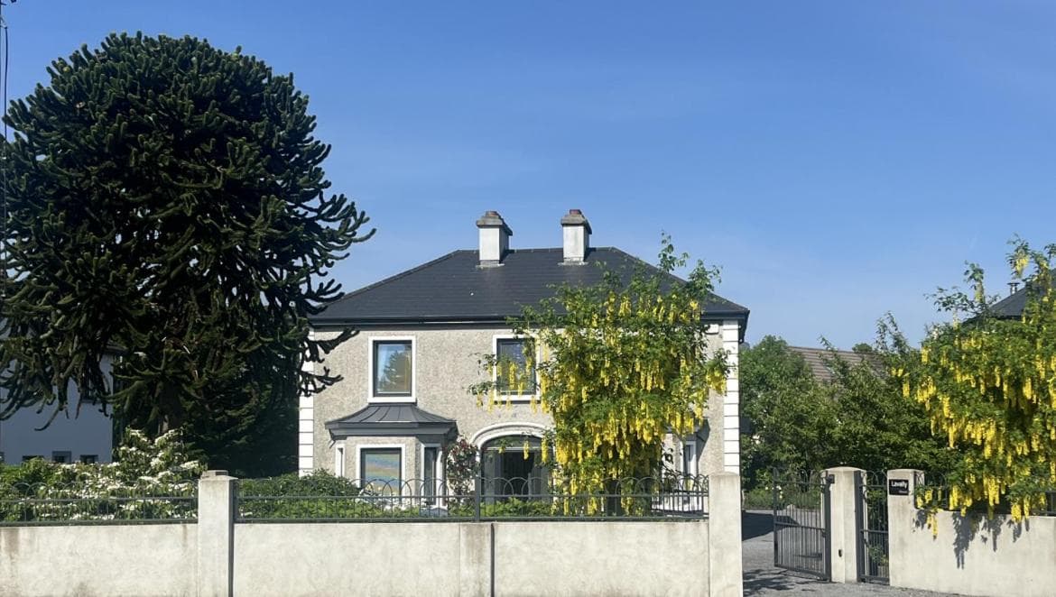 Lavally House
