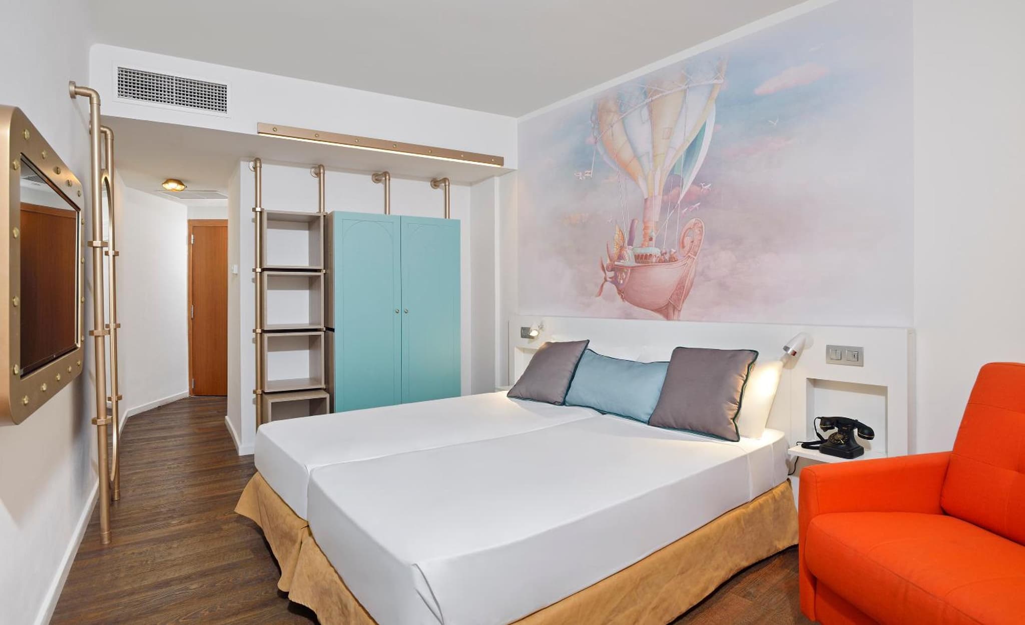 hotel room