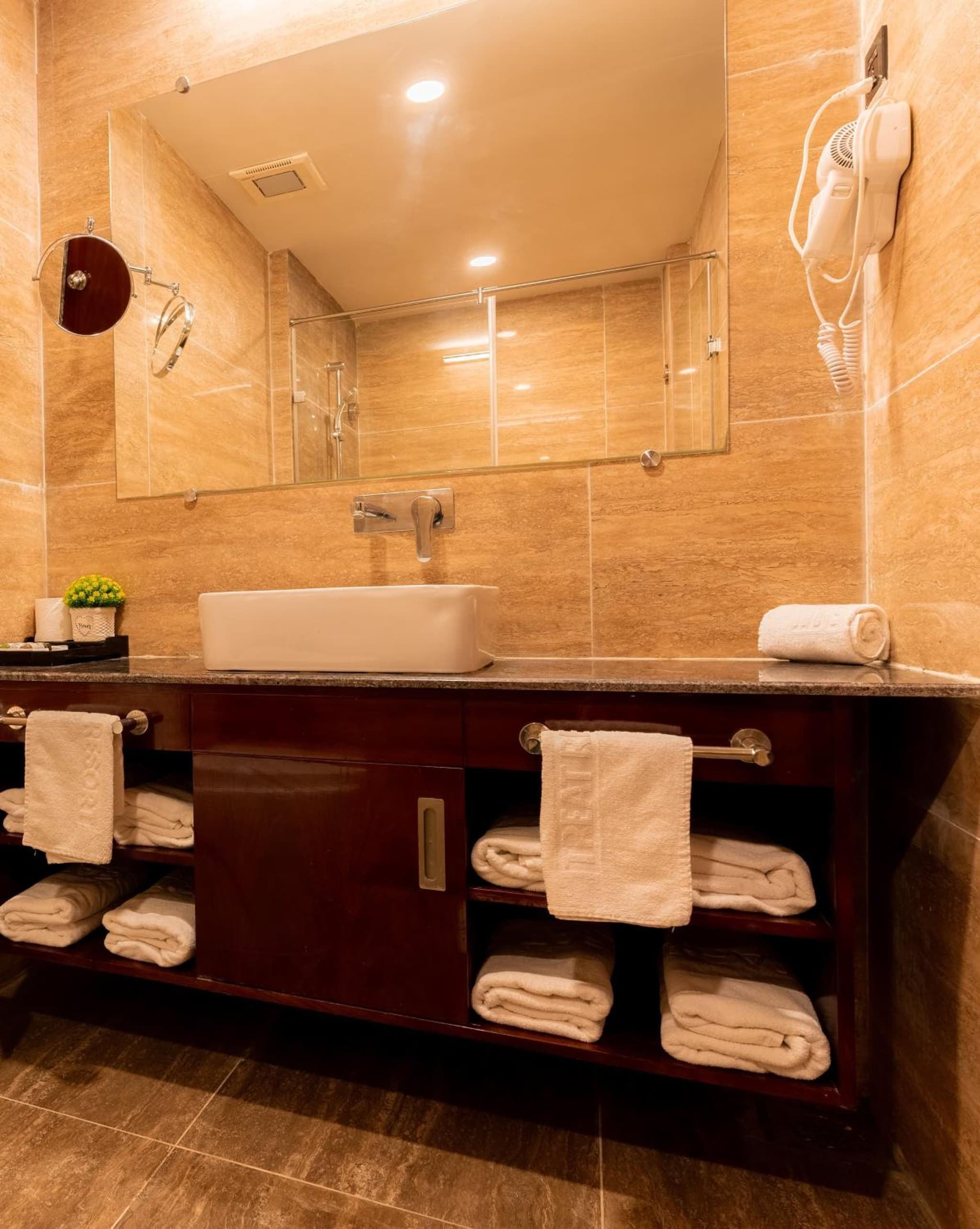 Treat Resort Silvassa photo 2