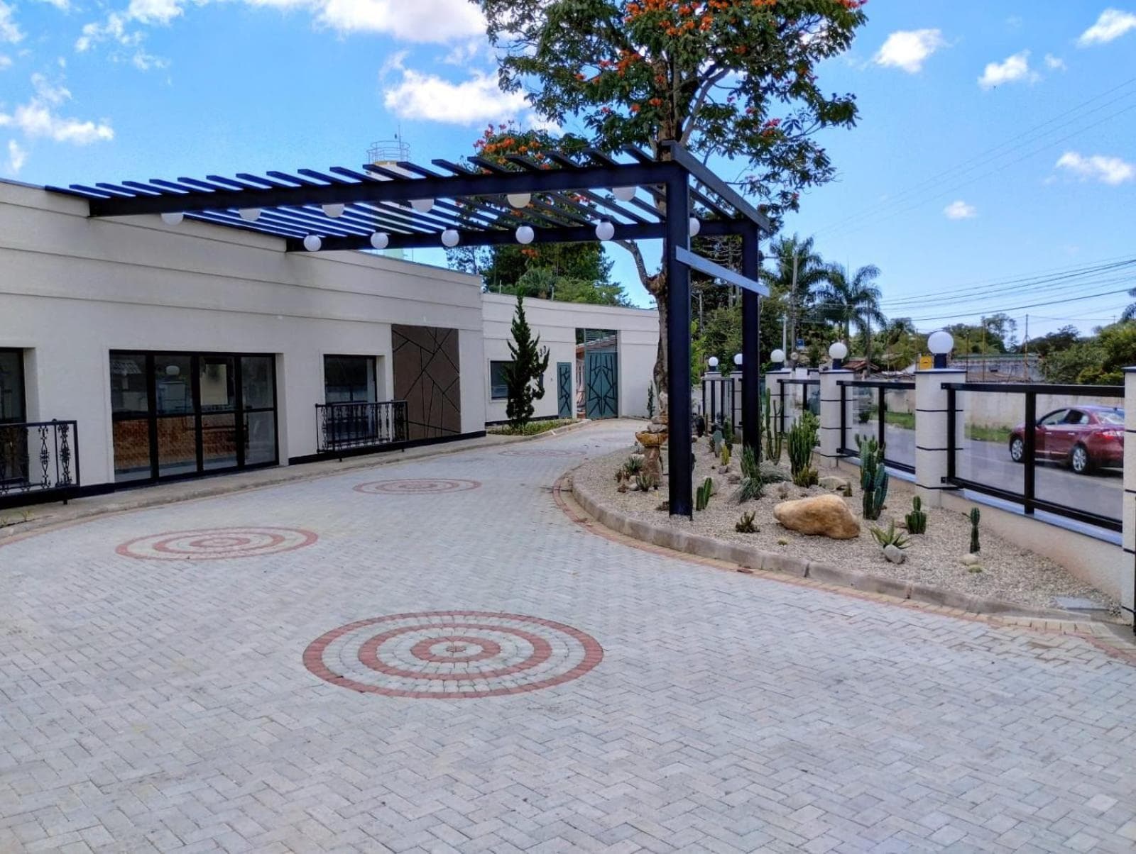 Bristol Villaggio Rosa Aruja