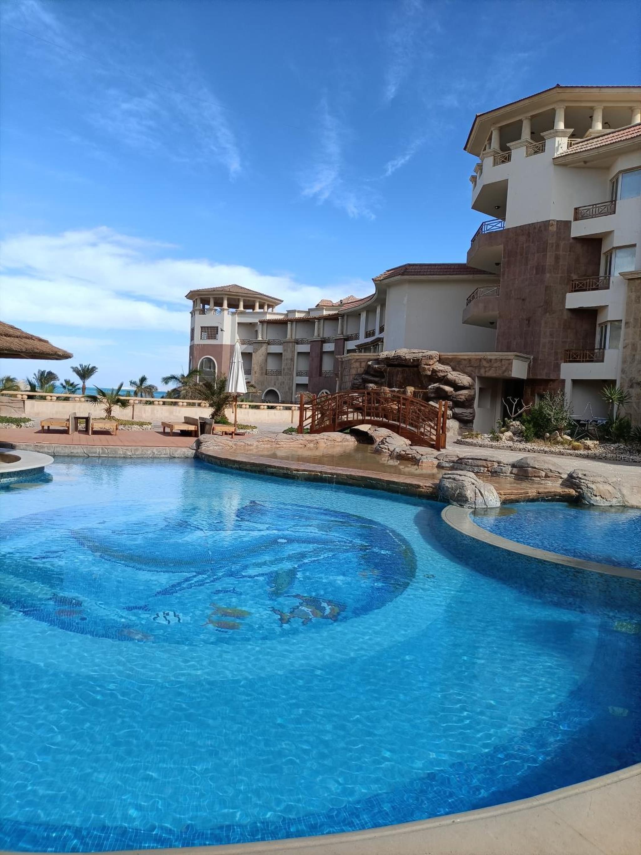 Tony's Privy Beds by Red Sea photo 3