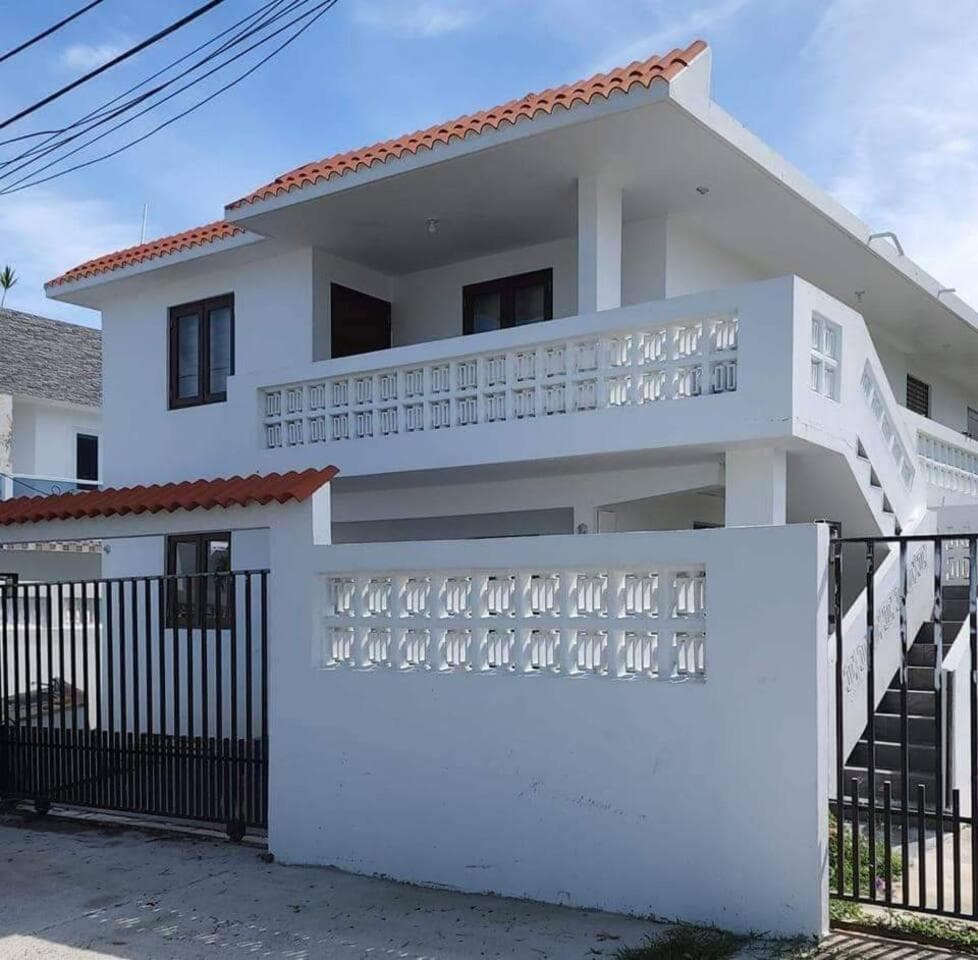 White Paradise Seaside Haven Relax and Unwind
