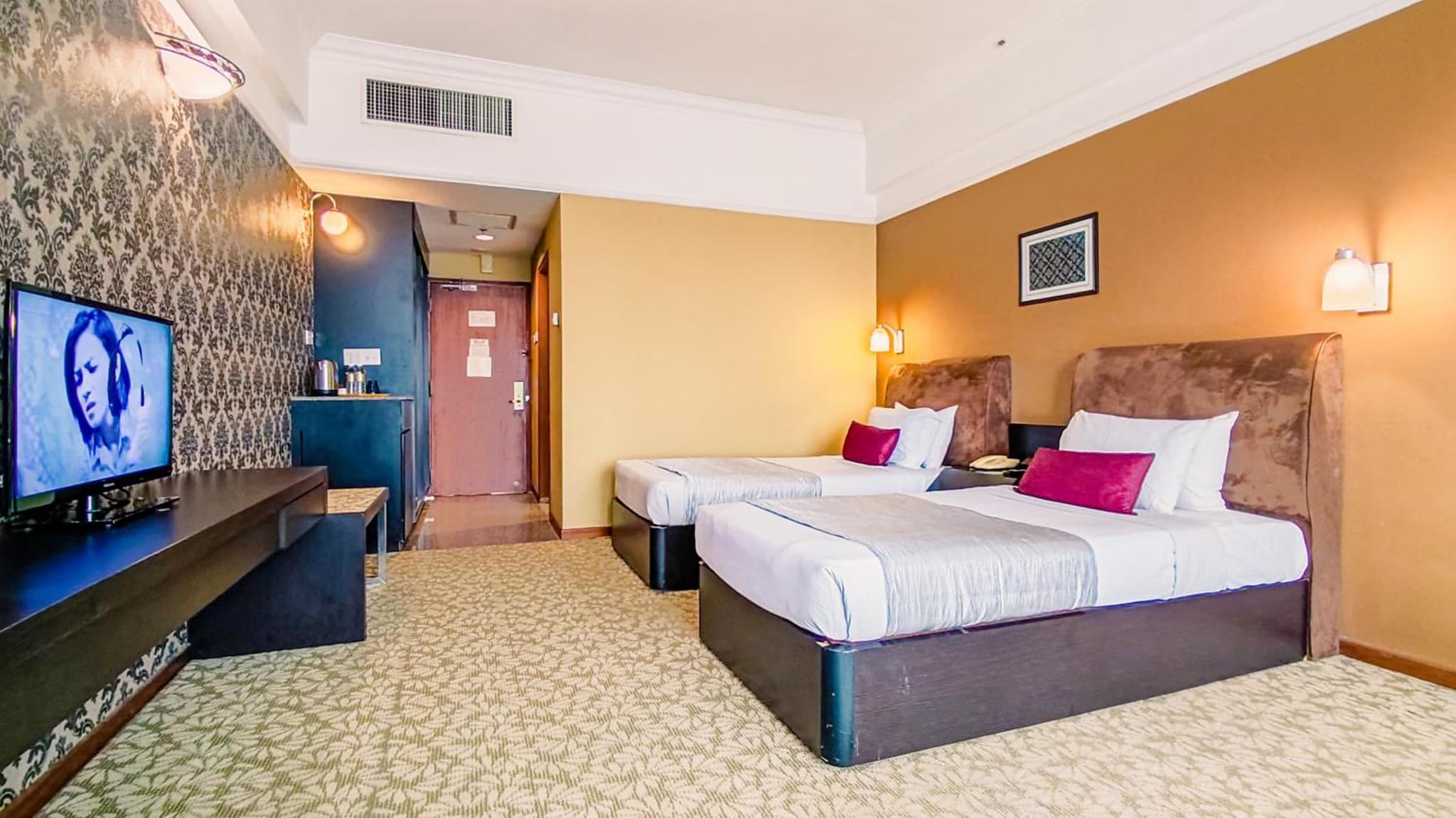 New York Hotel photo 8