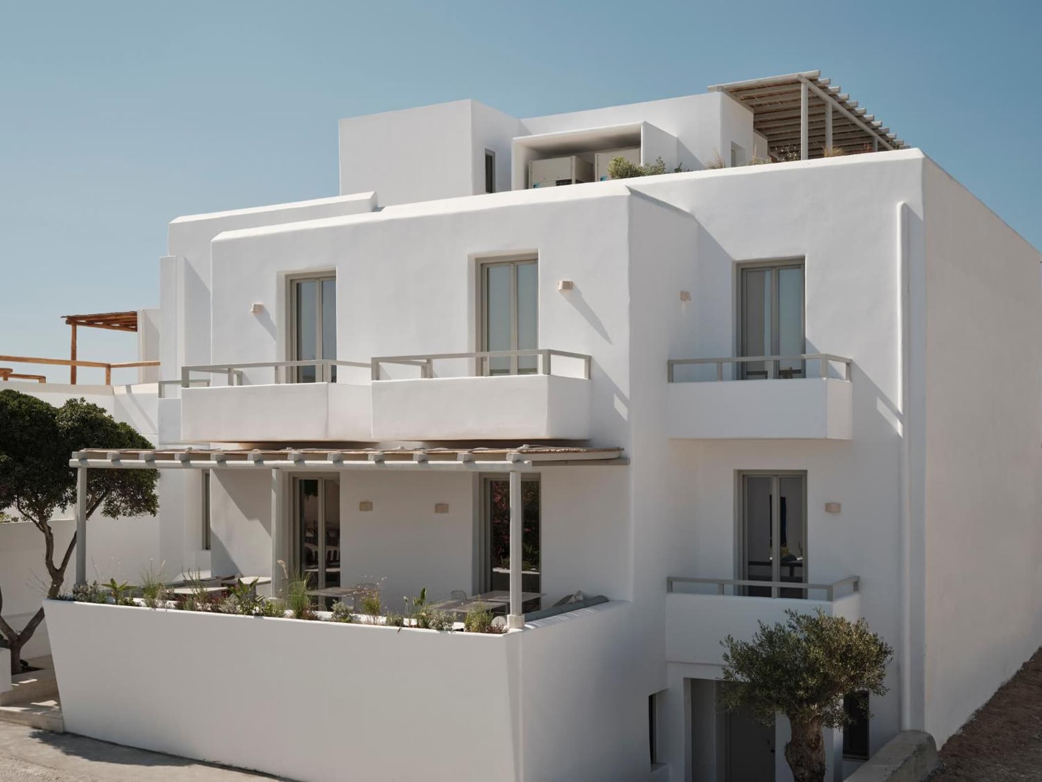 Akria Seaside Suites