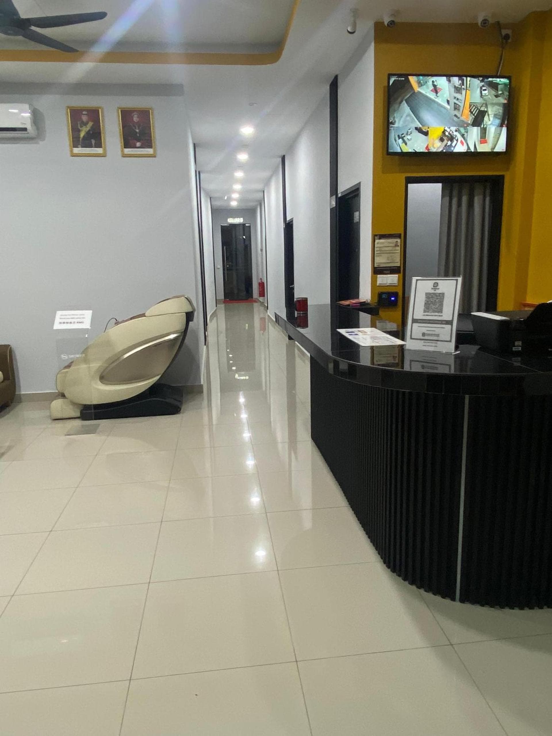 Sunshine Hotel photo 2