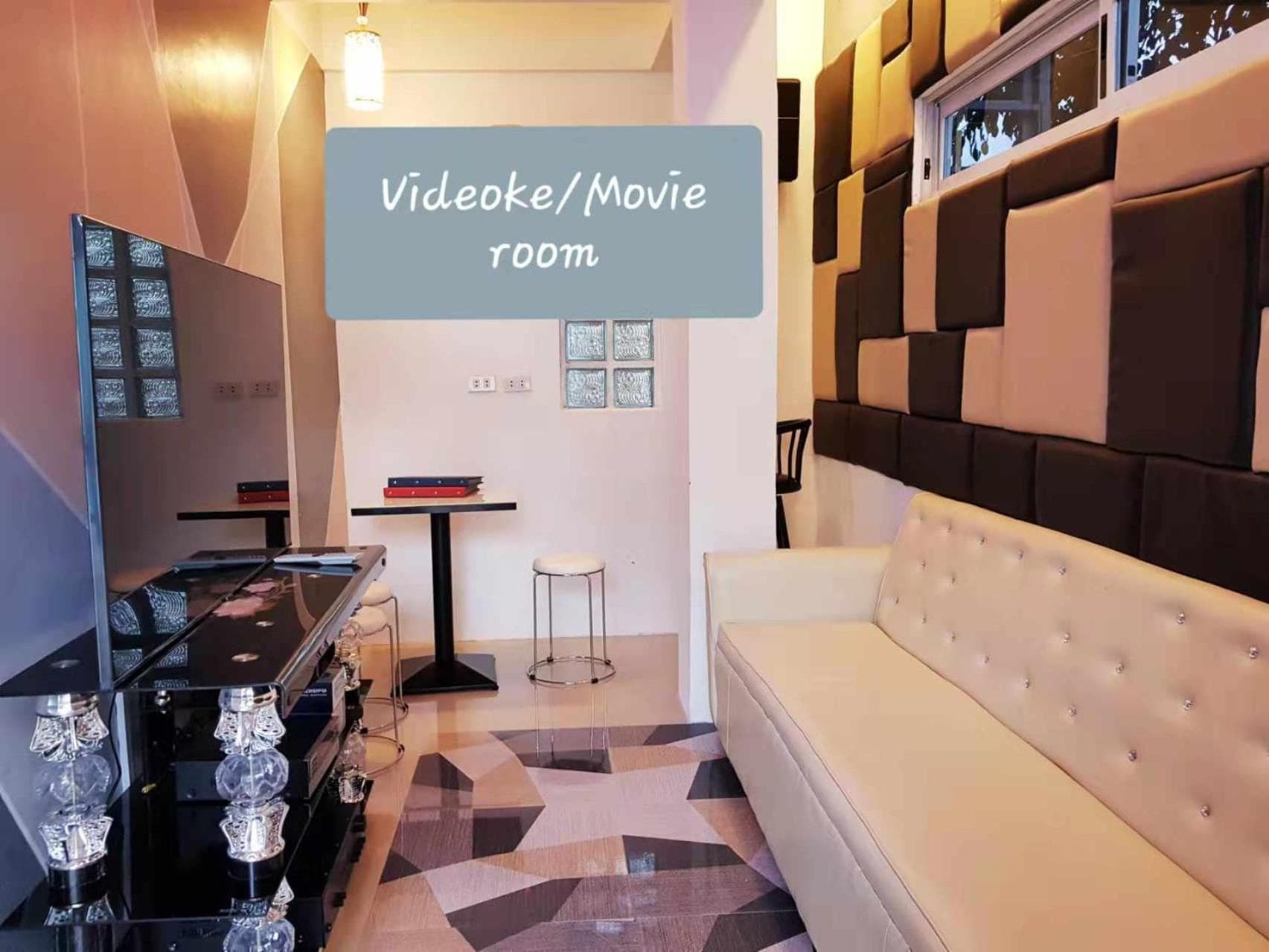 Carms Villa Resort photo 3