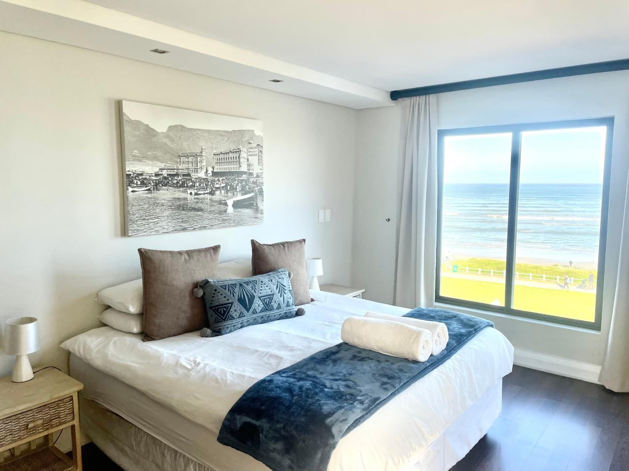 Bloubergstrand Oceanview Escape photo 4