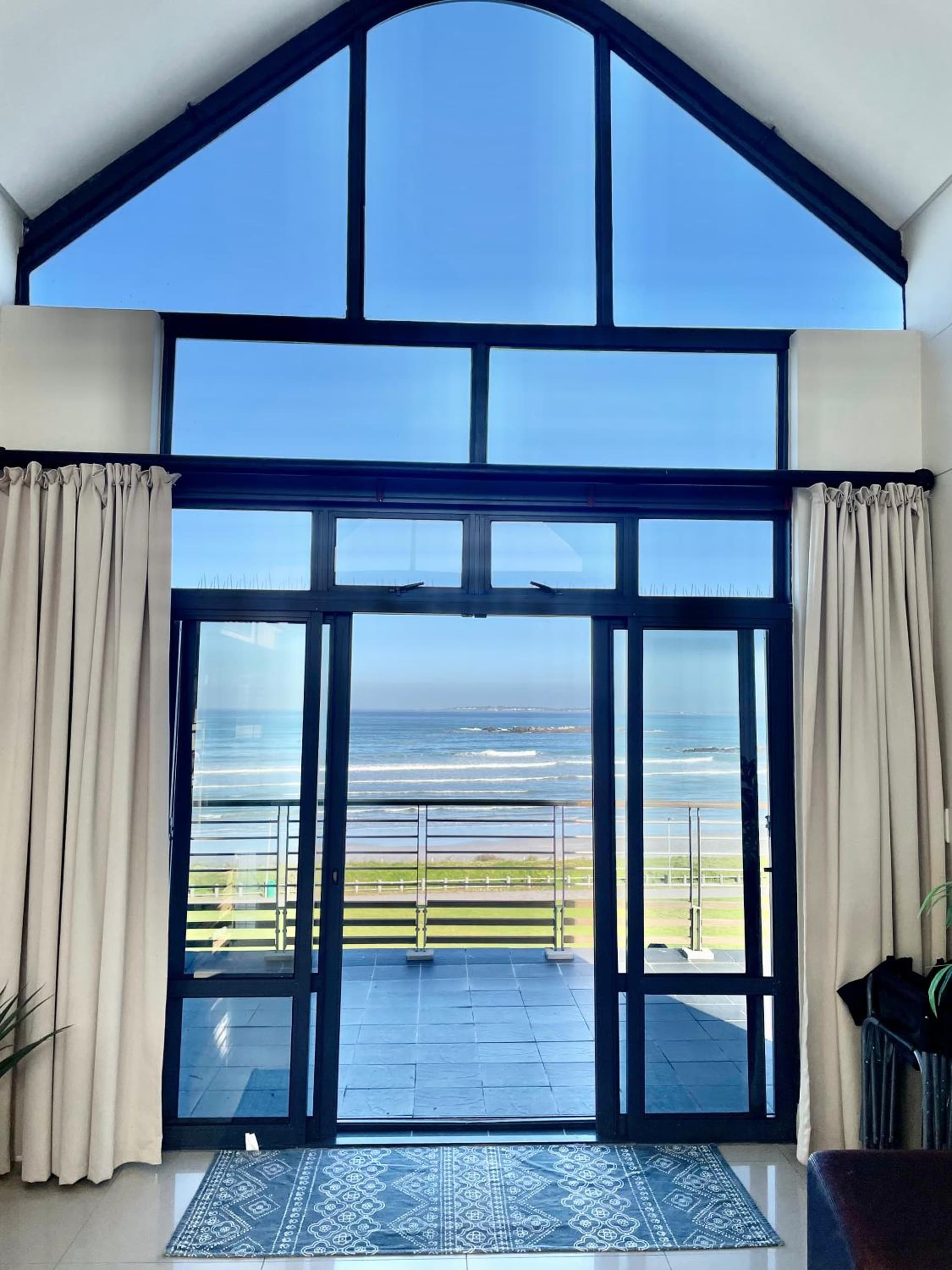 Bloubergstrand Oceanview Escape photo 6