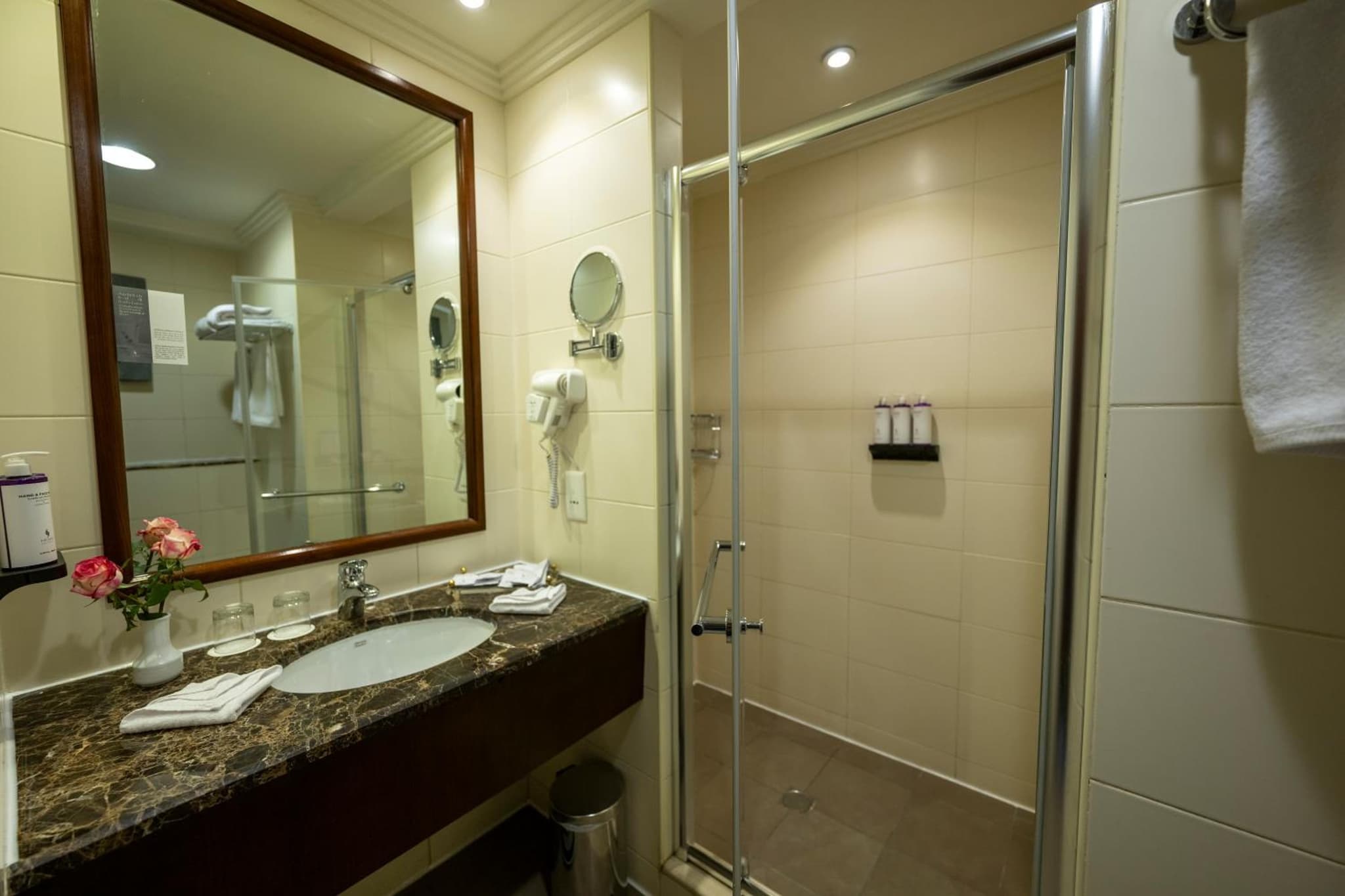 SAJA By Warwick Makkah Hotel photo 9