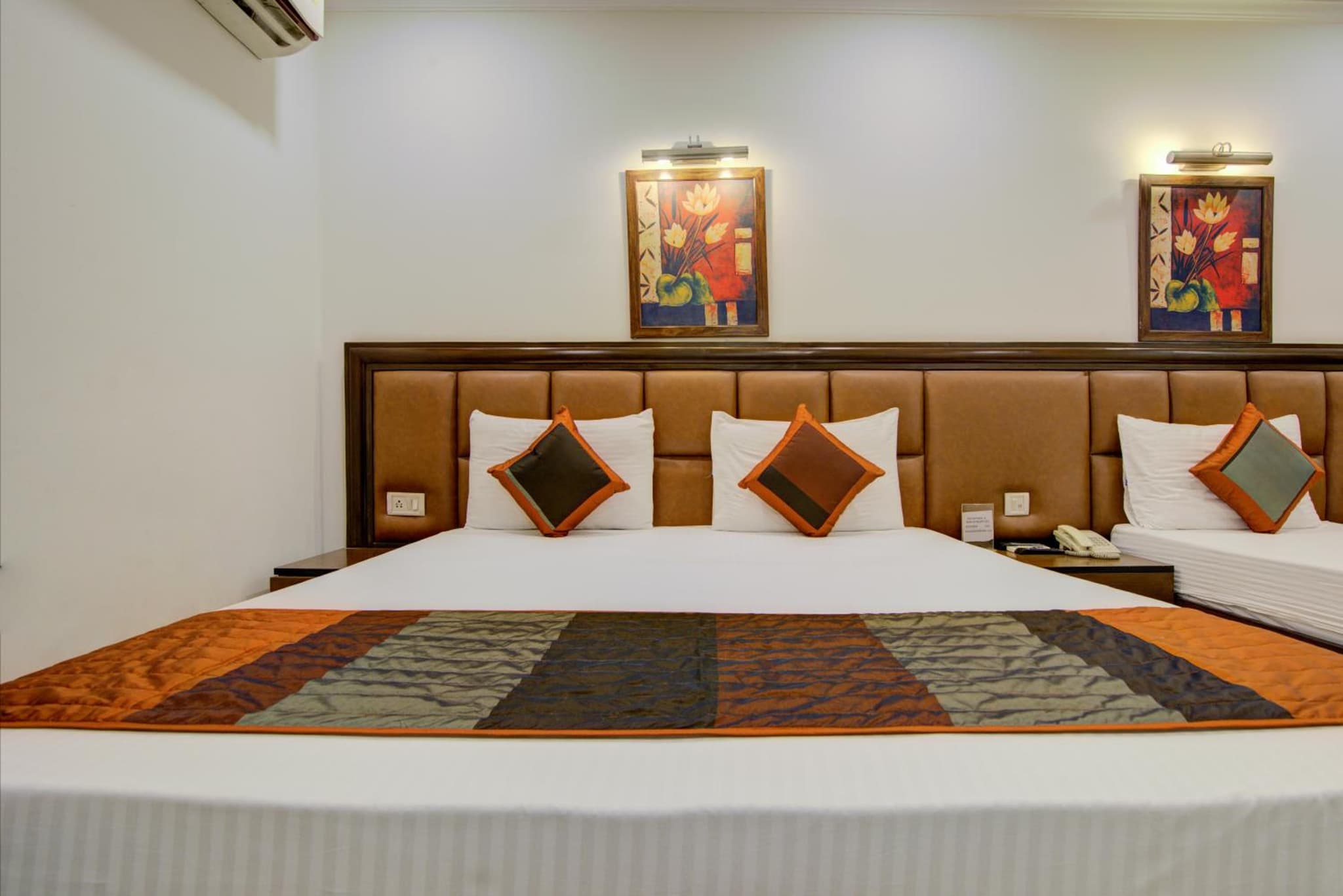 Airport La Sapphire Hotel & Restaurant photo 9