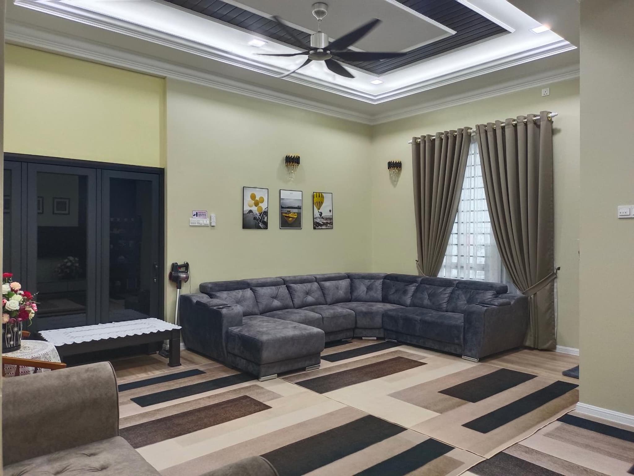 Homestay Villa H with POOL photo 3