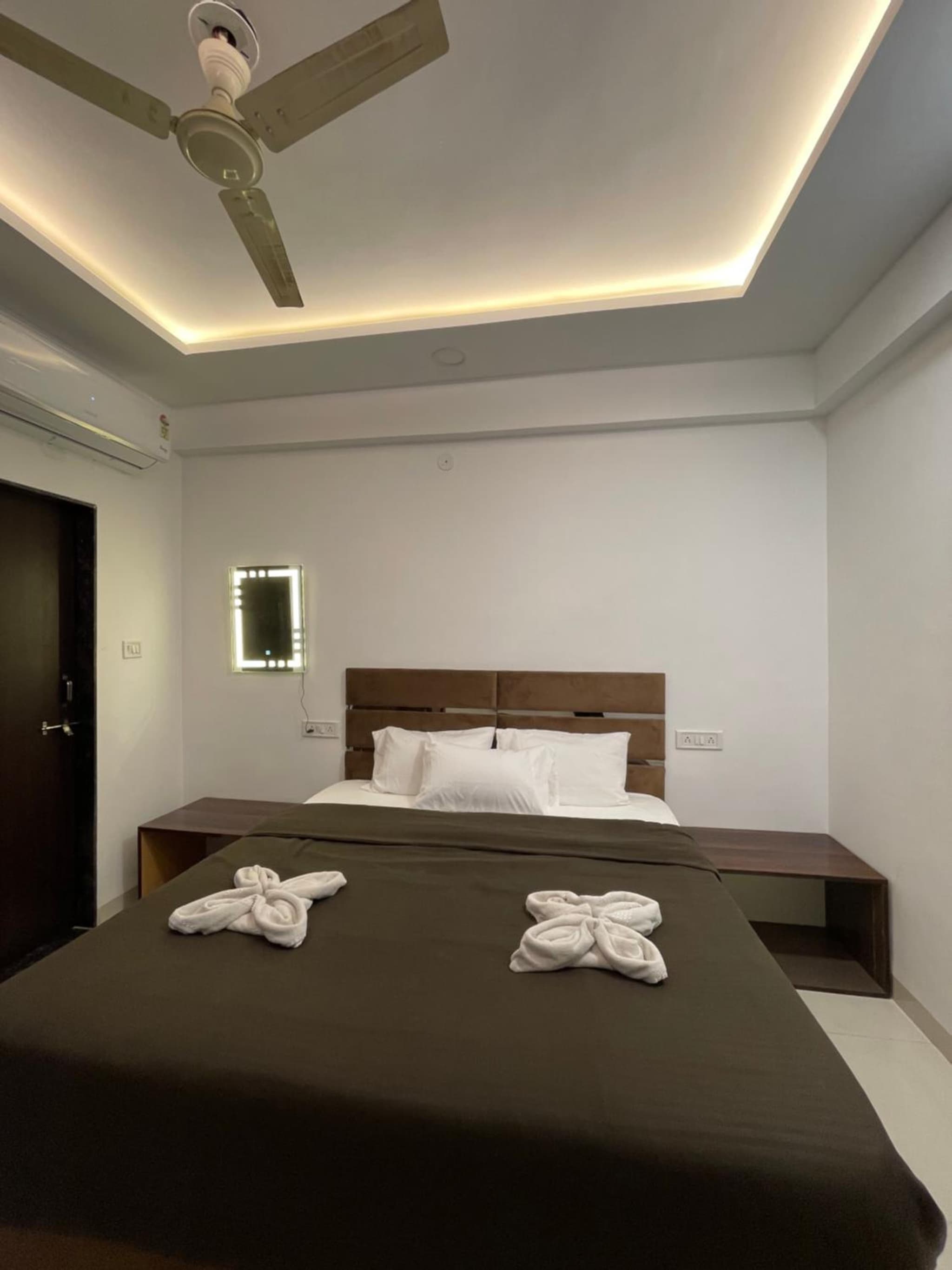 Hotel Kiwi Inn Vijaynagar Scheme 78 photo 8