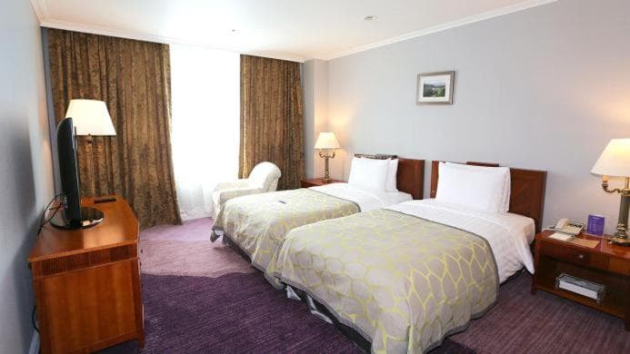 hotel room