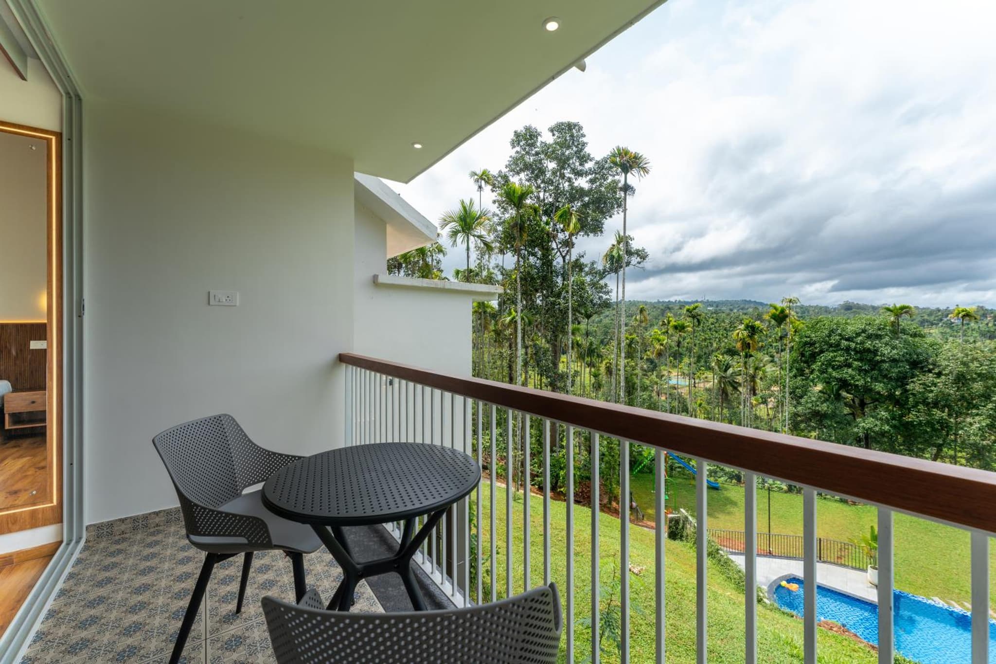 Theyila Wayanad Premium Pool Resort photo 9