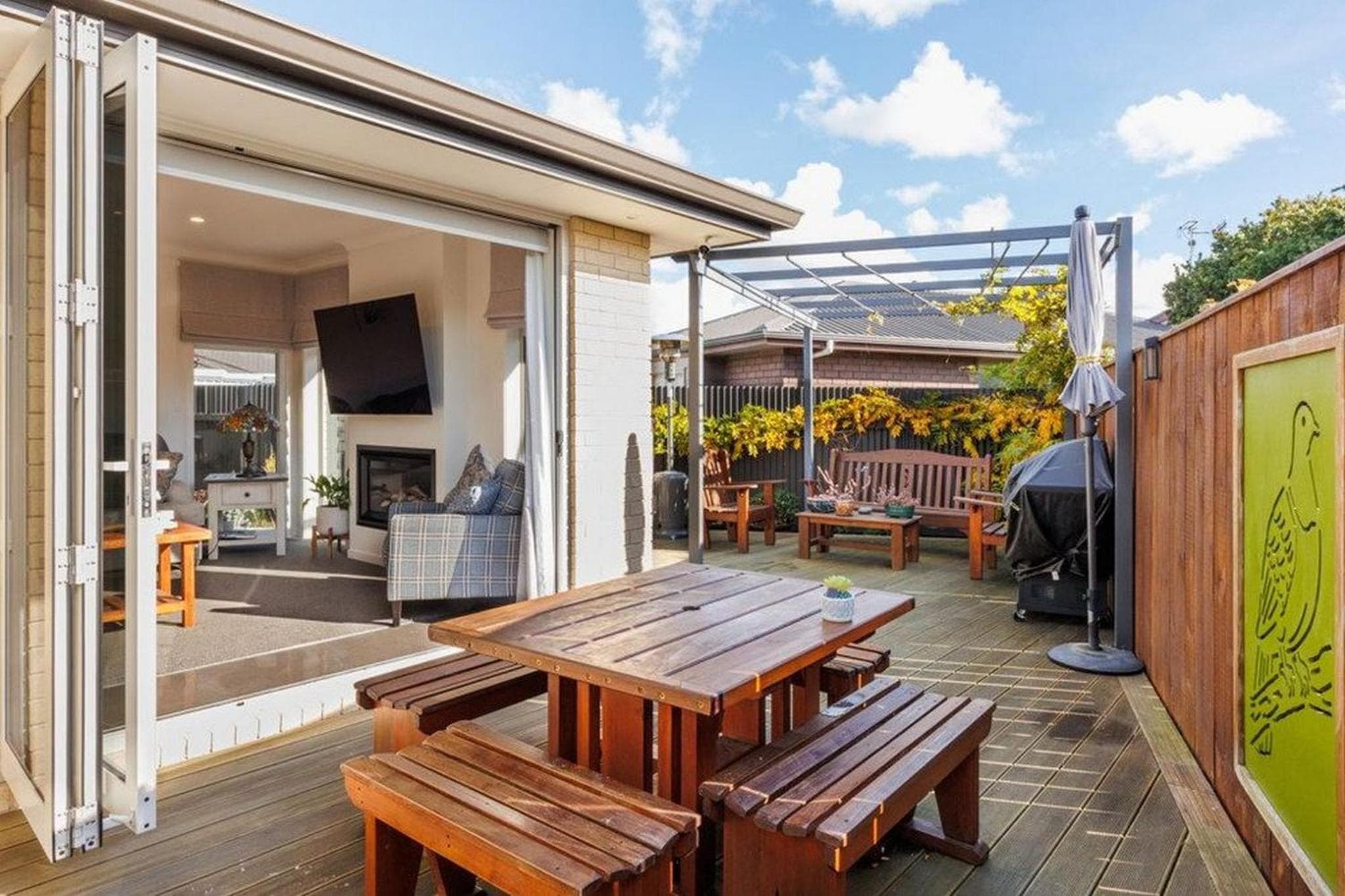 Modern, Cozy and Spacious 3 bedroom Home near City Centre