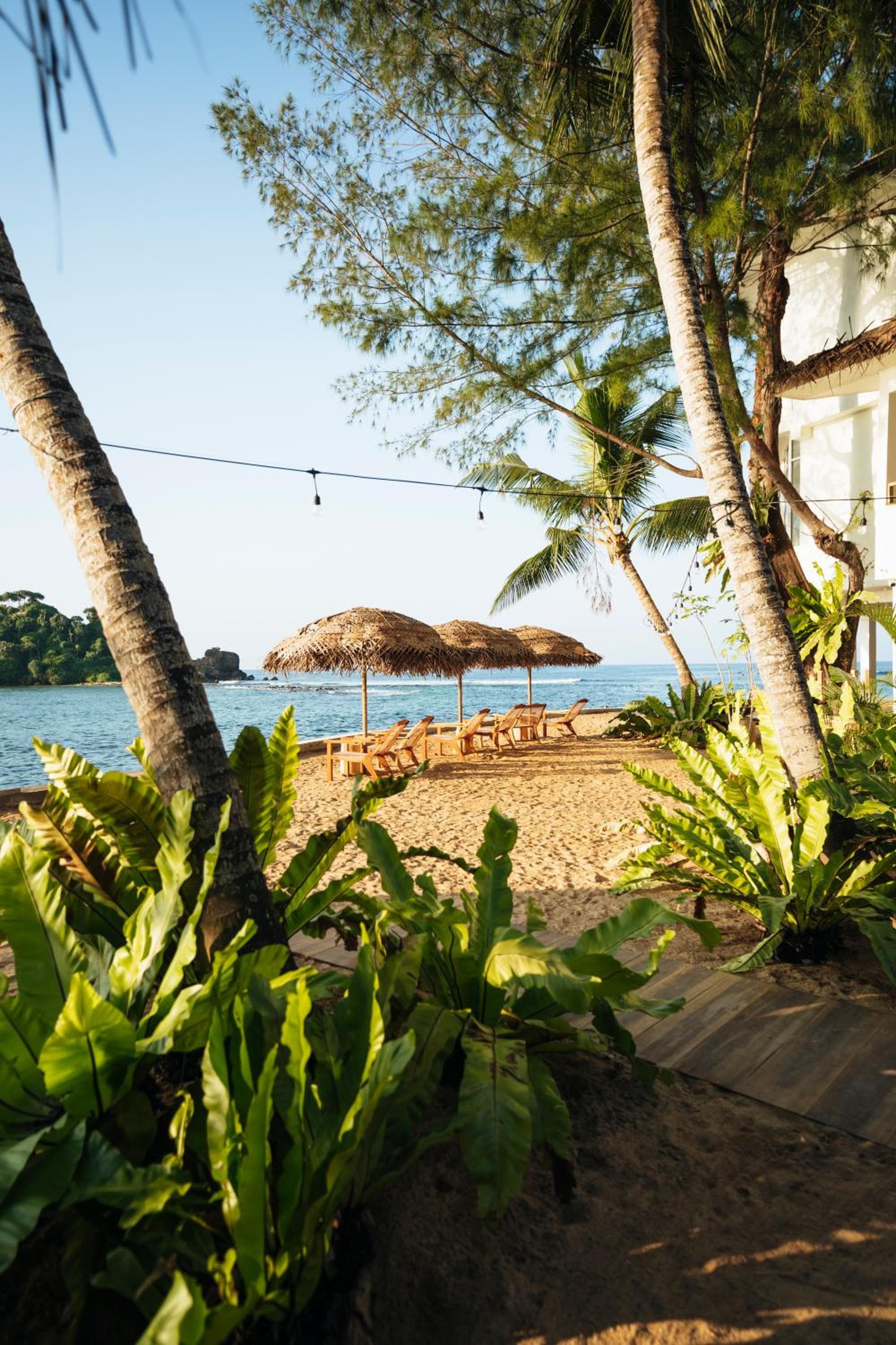 Blue Waves Surf House - Beach Hotel photo 2