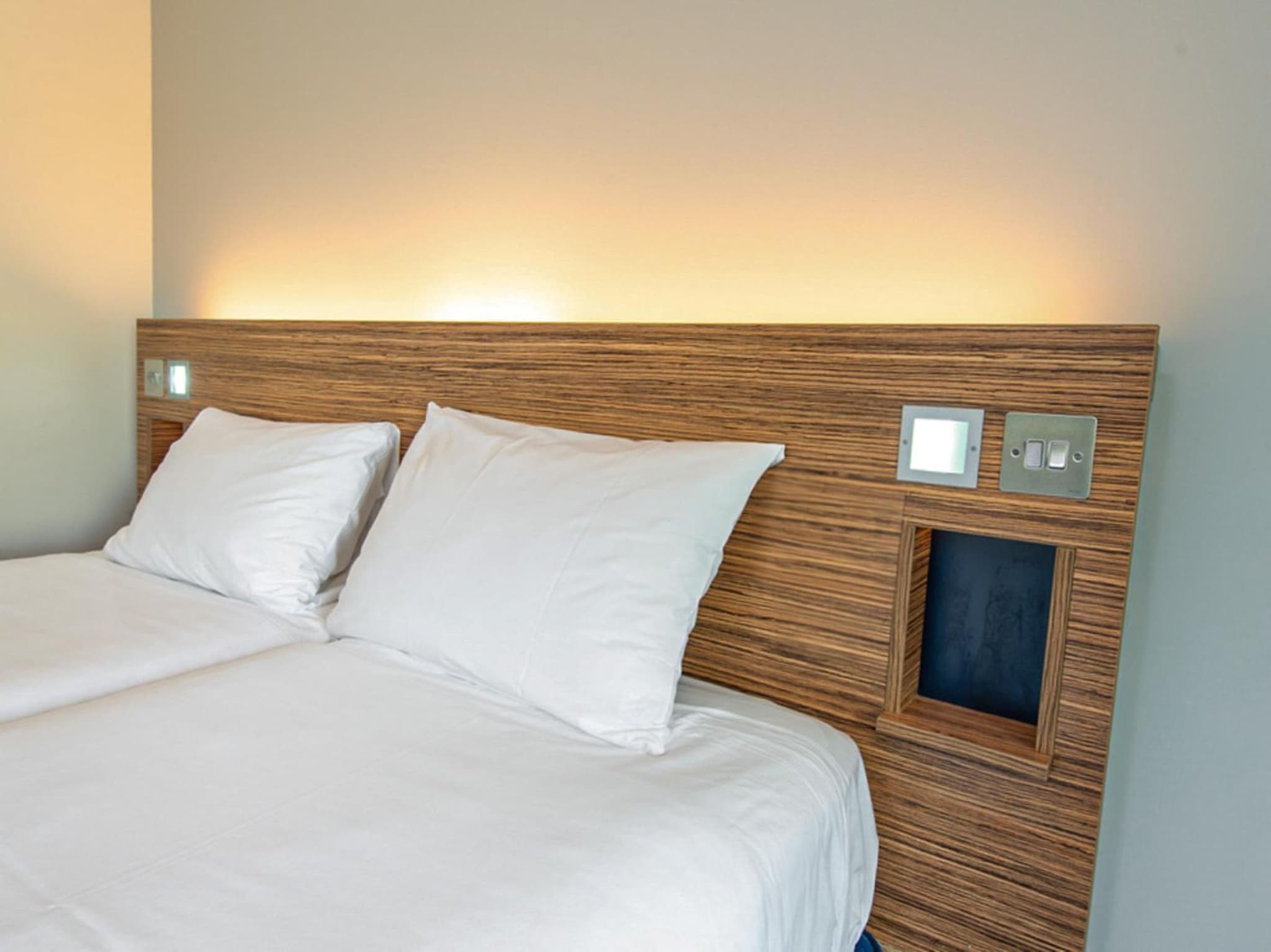 GO2 Lancaster Centre Hotel by OYO photo 9