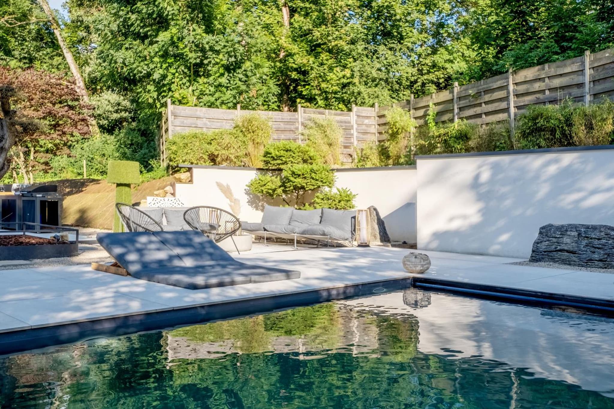 Grand Spa-Francorchamps Villa - Chalourous "home sweat home" for Families, Friends & Pilots - Splendid 4-Bedroom with Home Cinema theater & pool photo 8